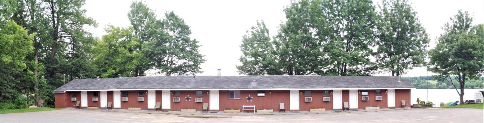 Lakeshore Motel Ice Lake photo 9