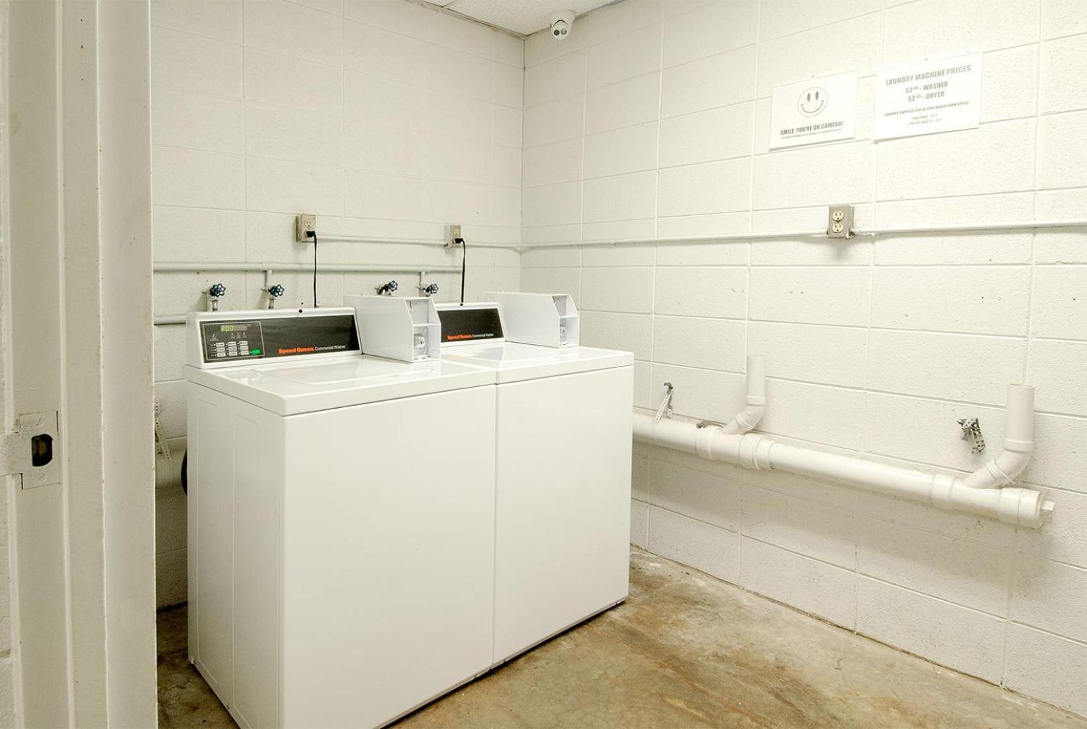 Town and Country INN photo 9