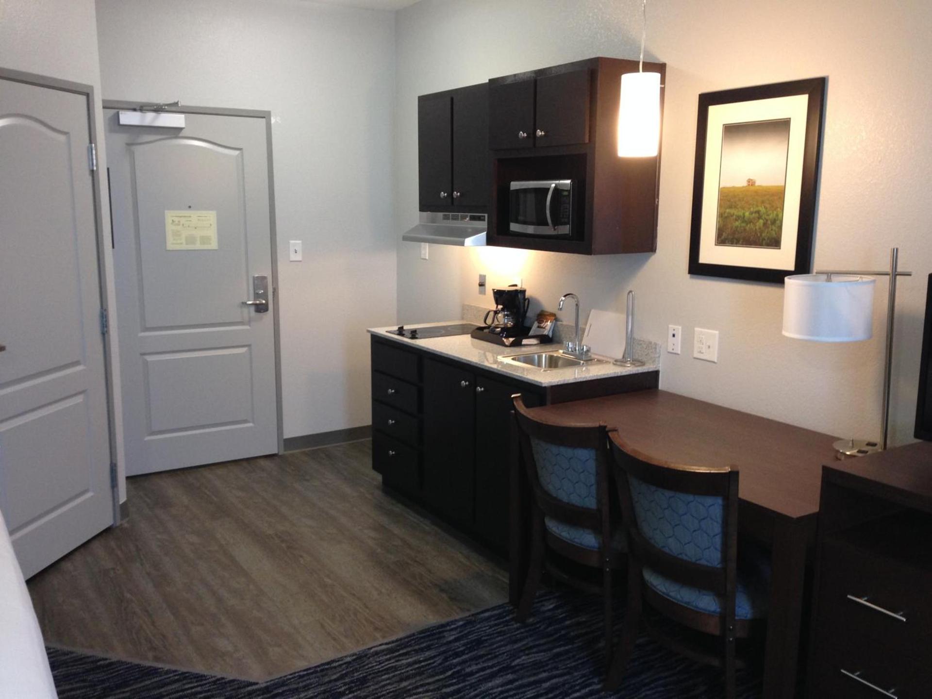 Hawthorn Suites by Wyndham San Angelo photo 23