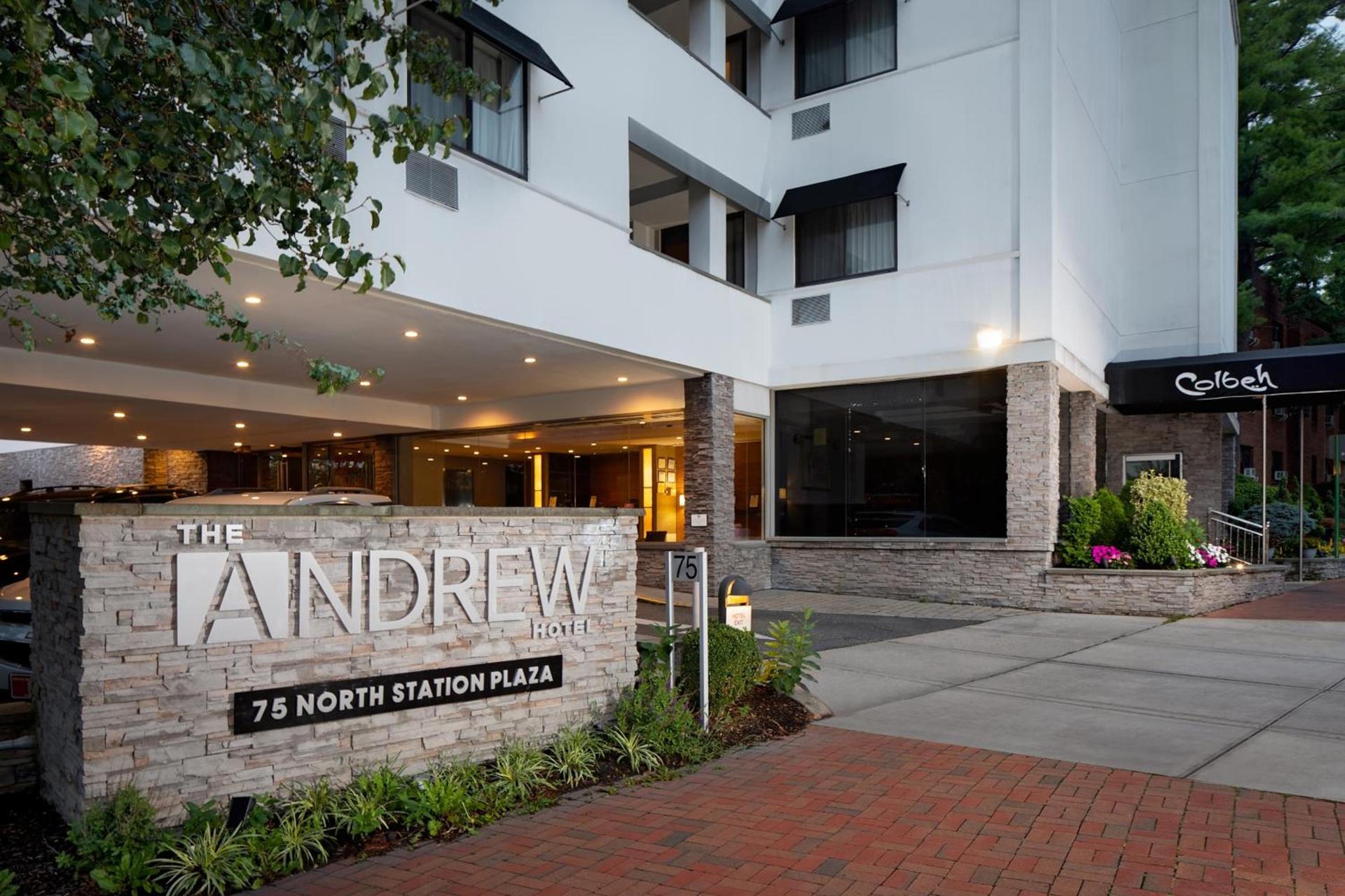 The Andrew Hotel photo 1