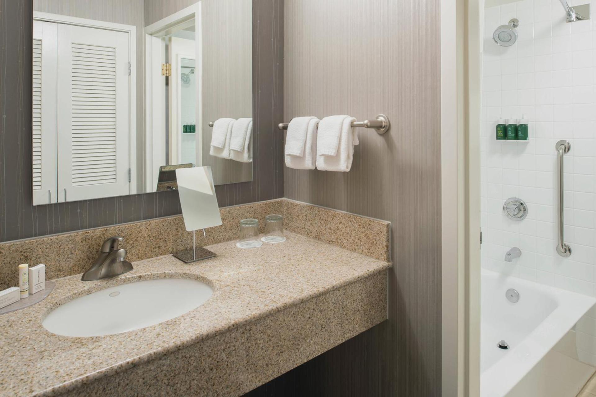 Sonesta Select Seattle Bellevue Redmond photo 28