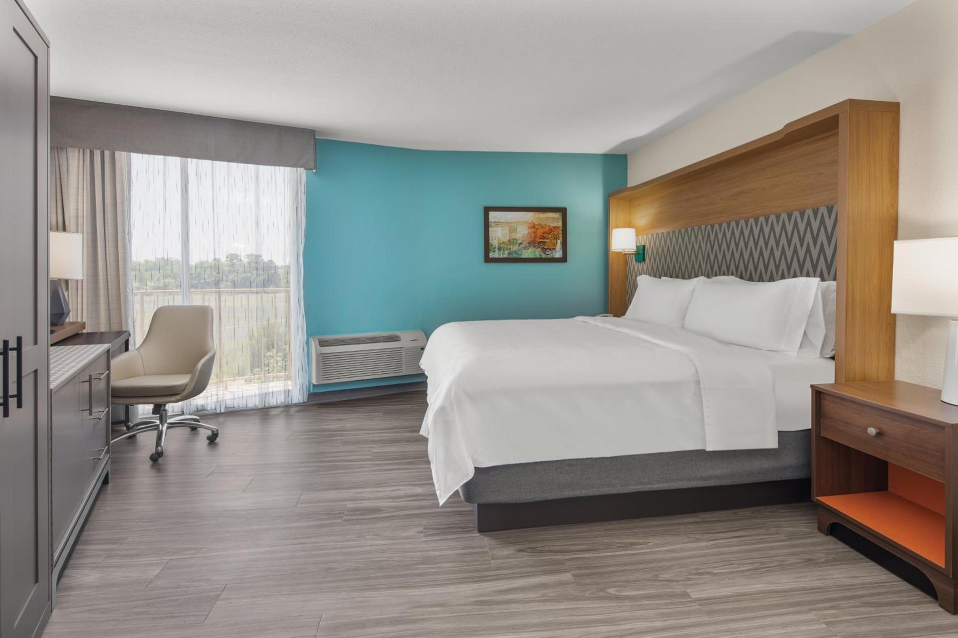 Holiday Inn Charleston-Riverview by IHG photo 23