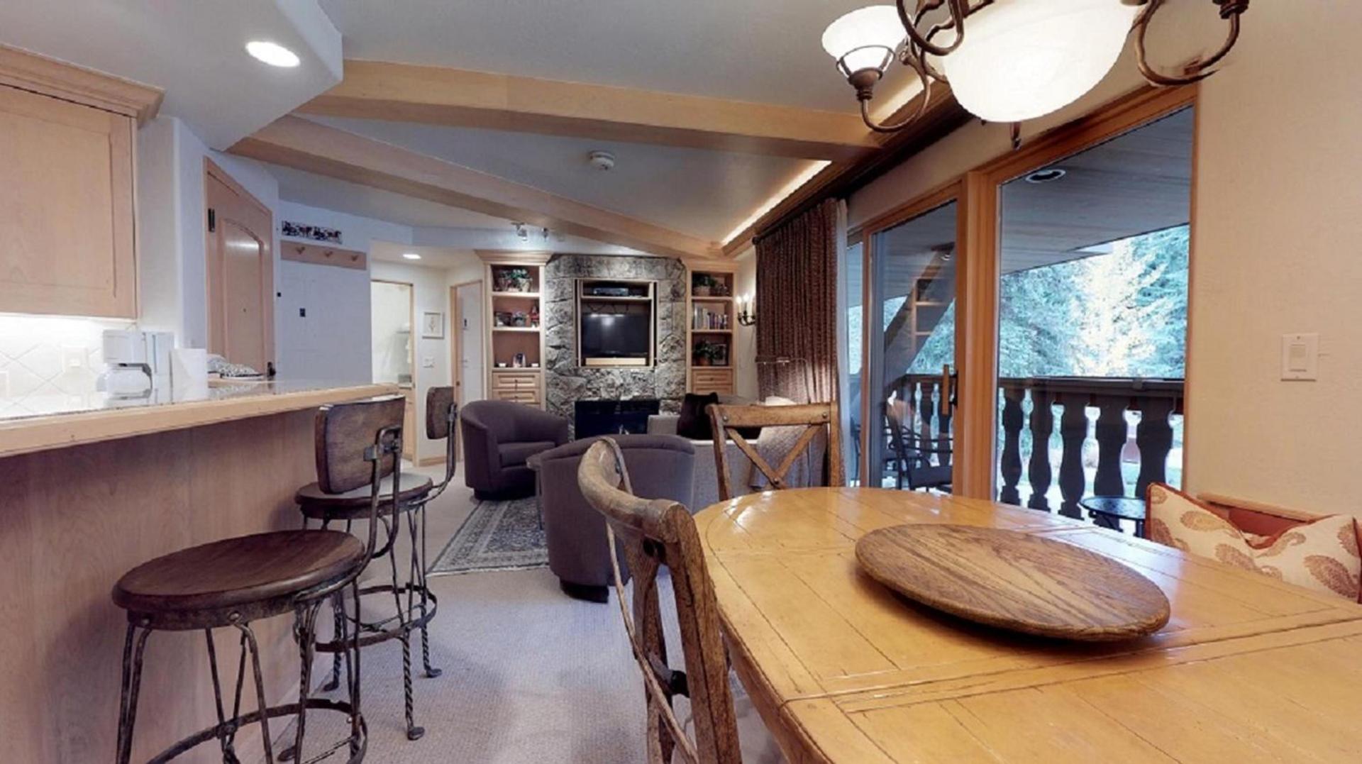 Christiania Lodge Condominiums Collection photo 26