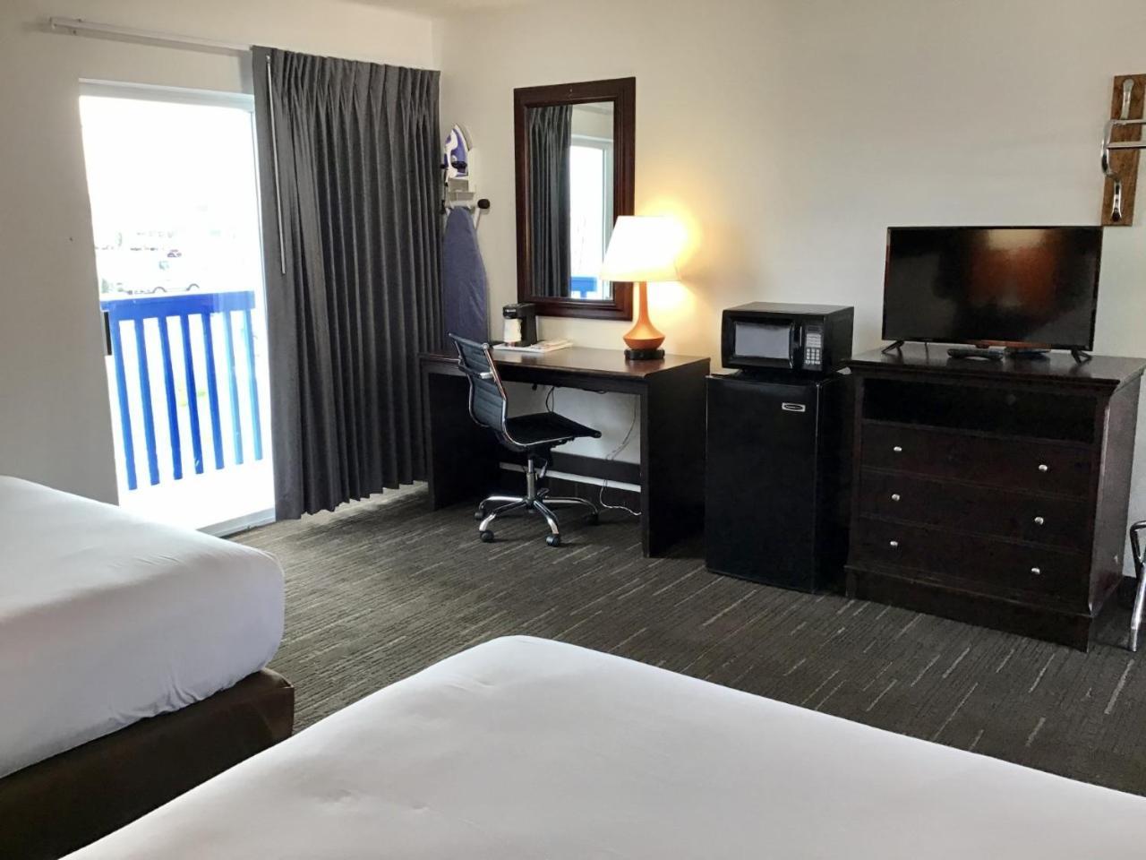SilverStone Inn North Spokane photo 18