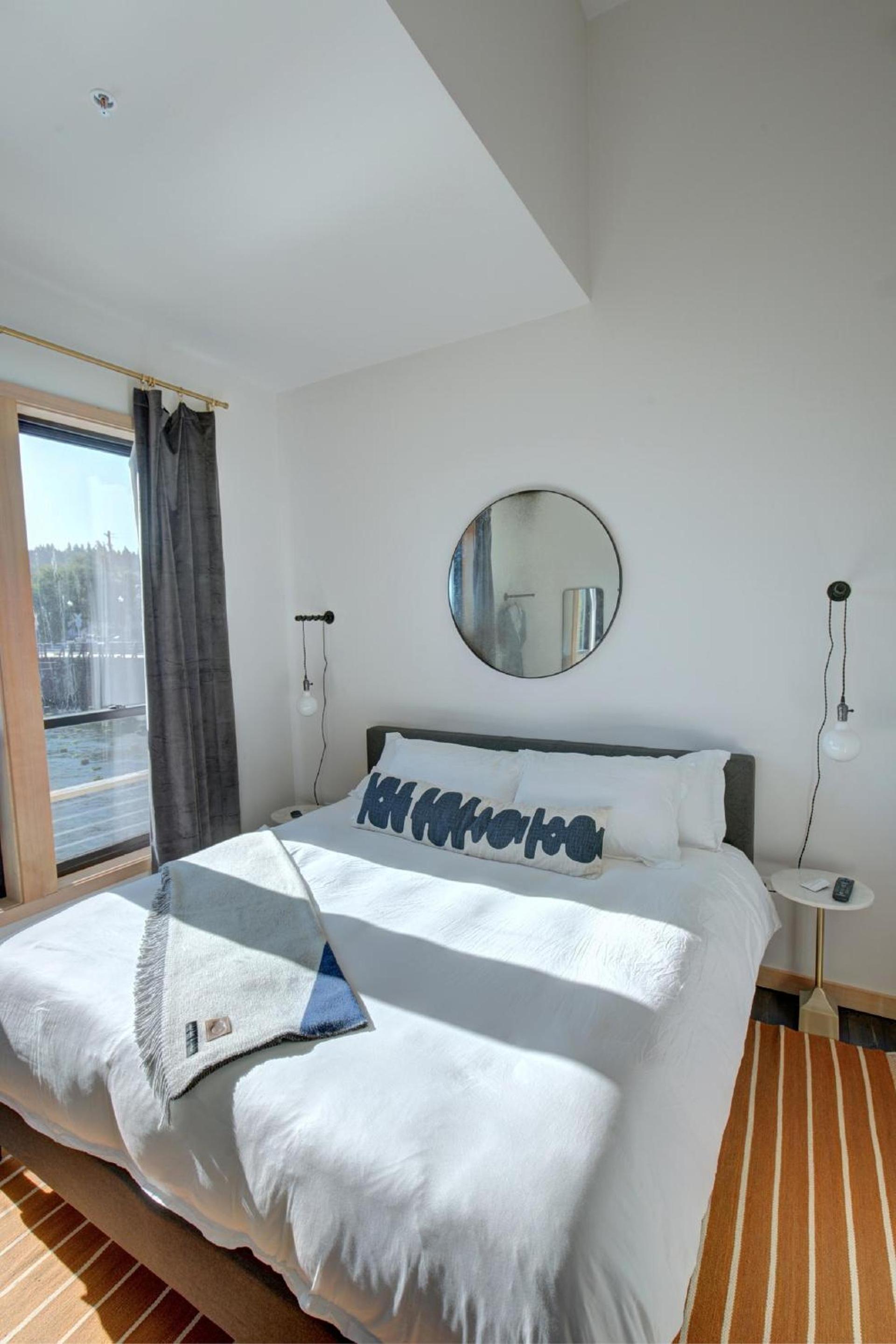 Bowline Hotel photo 63