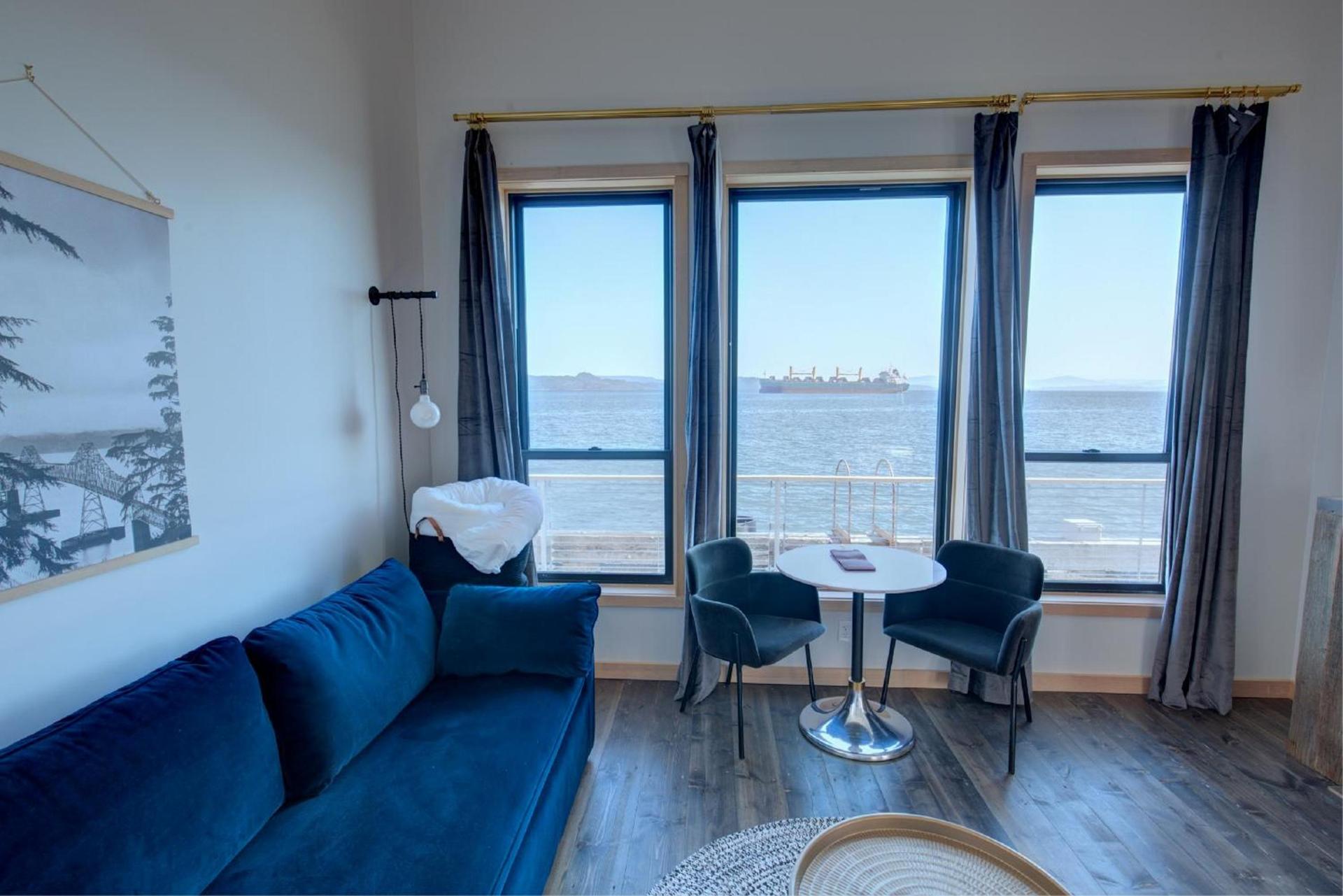 Bowline Hotel photo 57