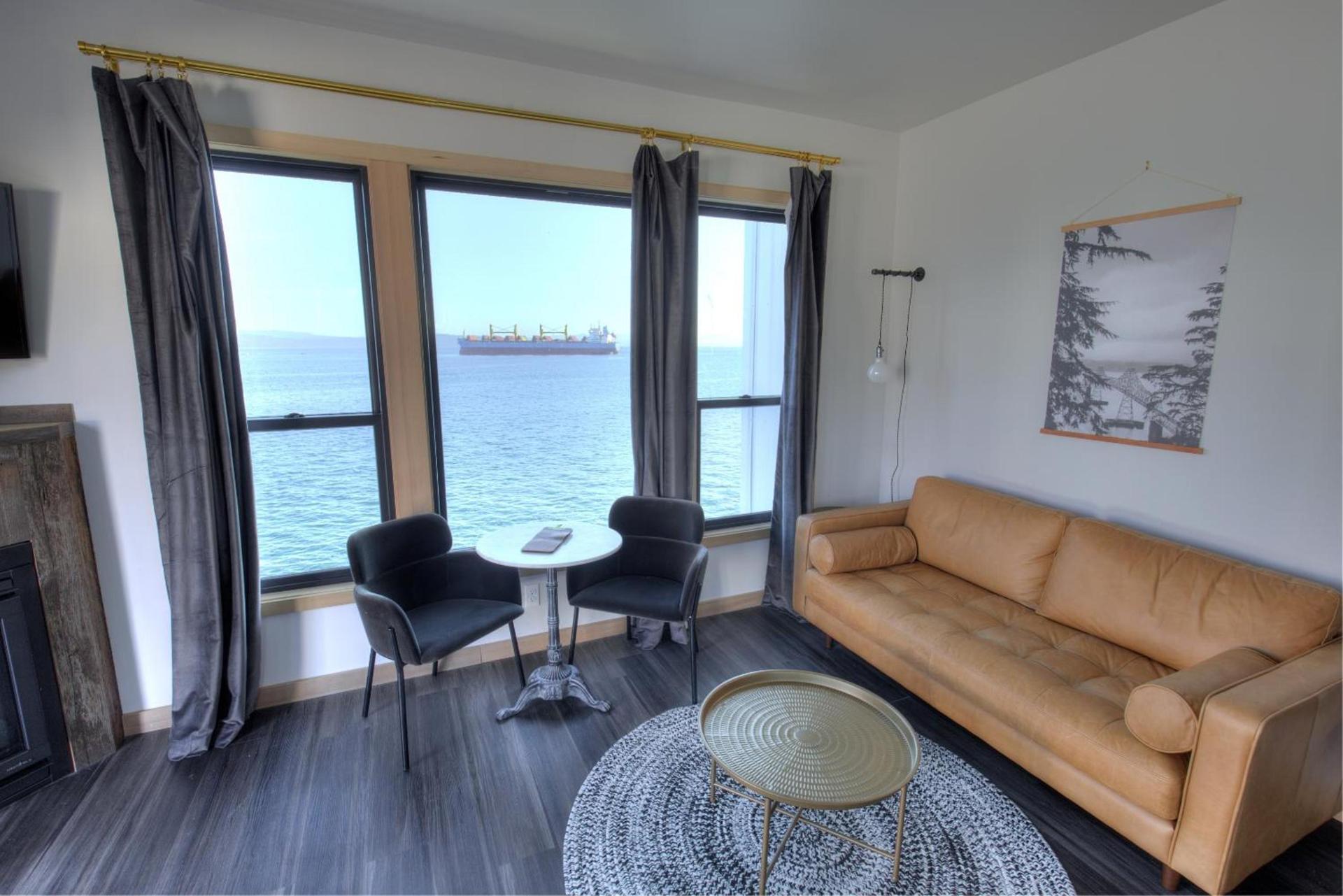 Bowline Hotel photo 71
