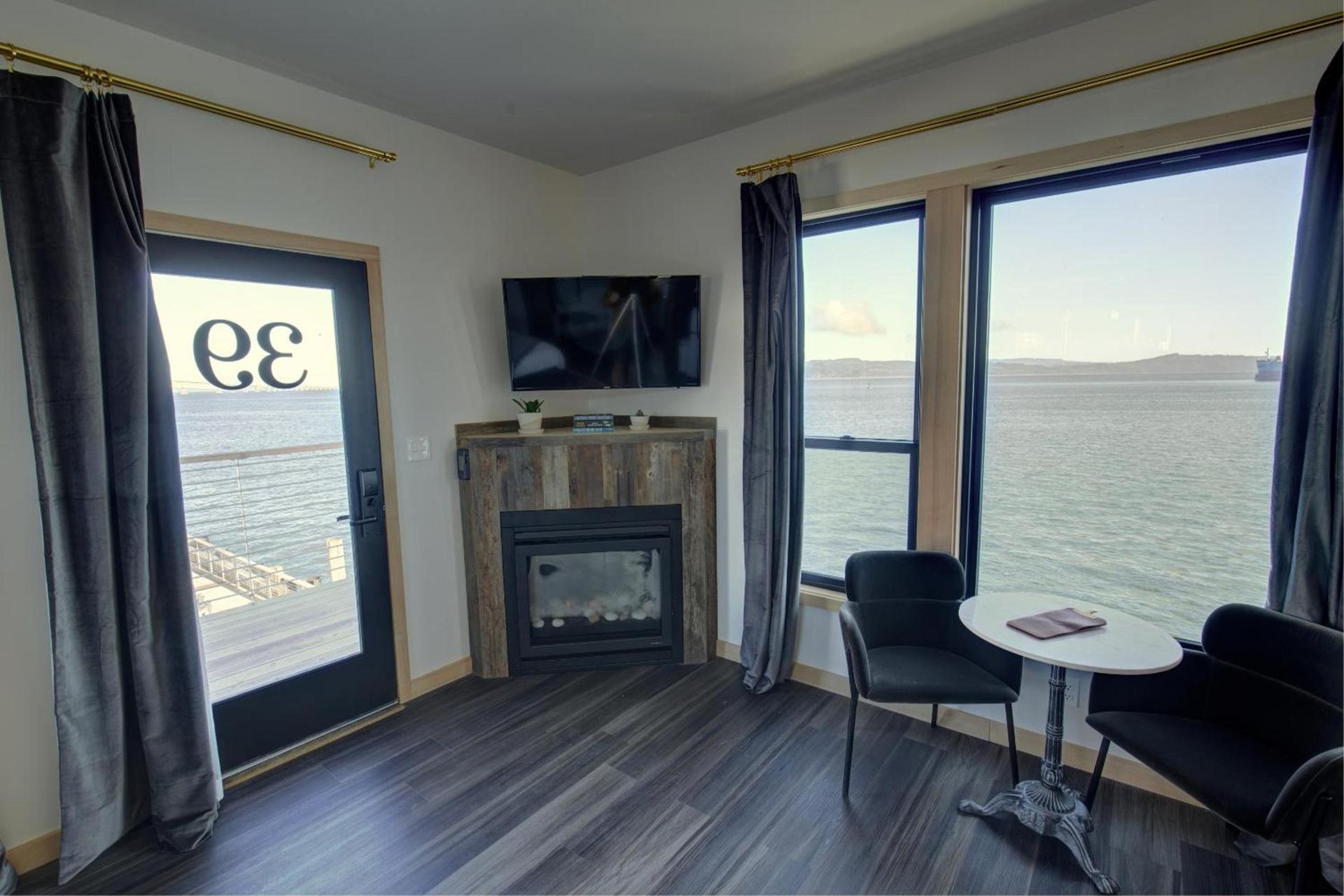 Bowline Hotel photo 69