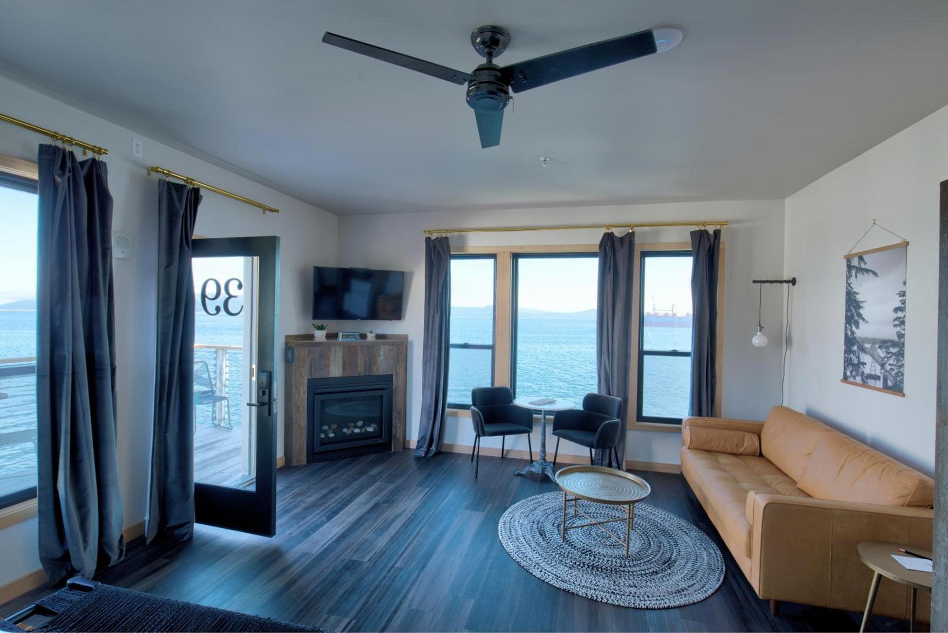Bowline Hotel photo 65