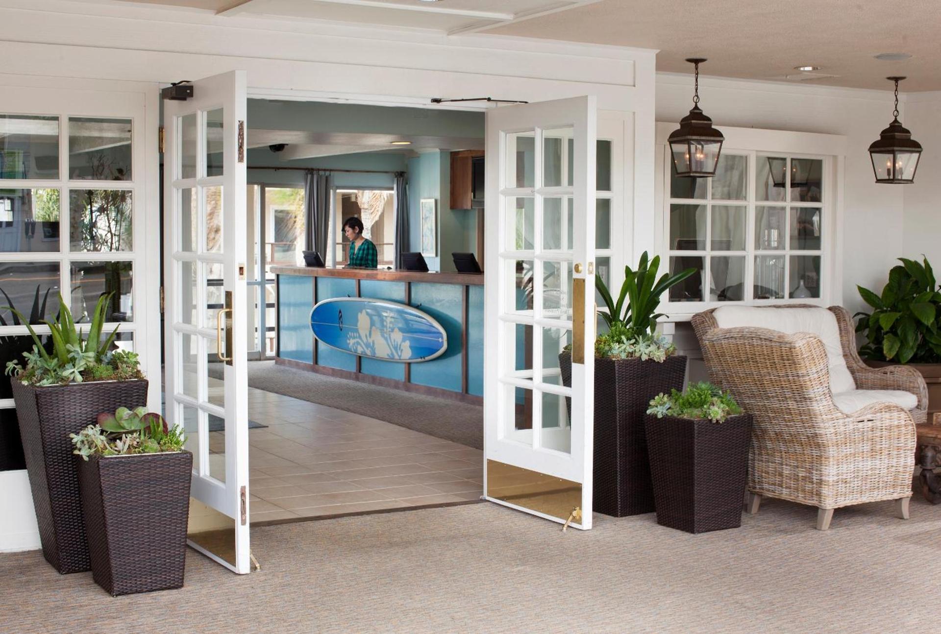 Pacific Edge Hotel photo 15