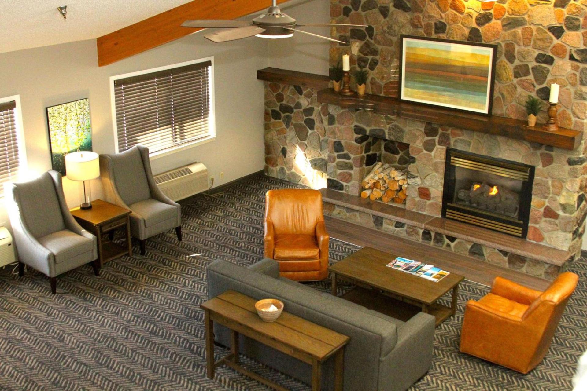 AmericInn by Wyndham Wadena photo 2