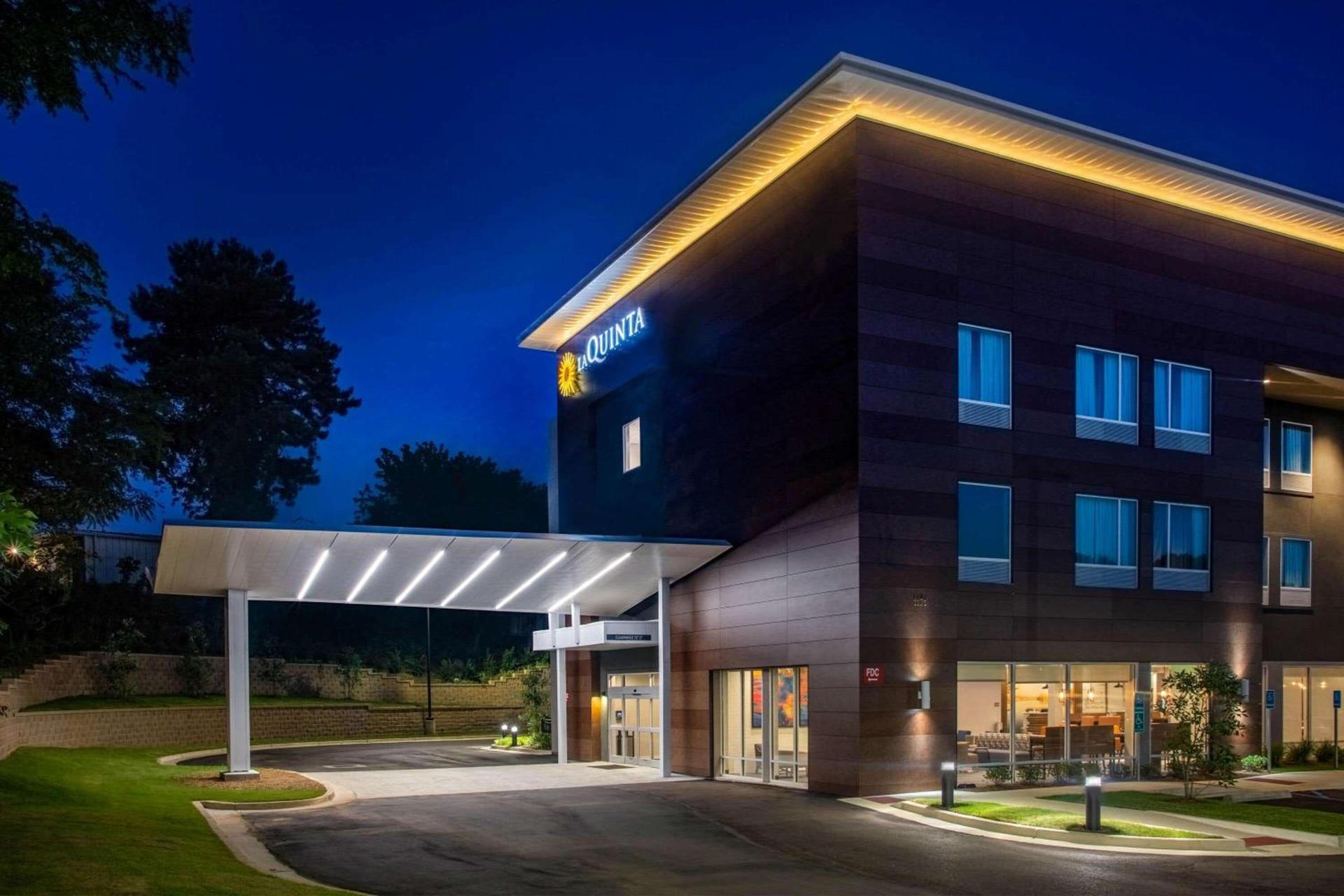 La Quinta Inn & Suites by Wyndham Oxford — hotel in Oxford