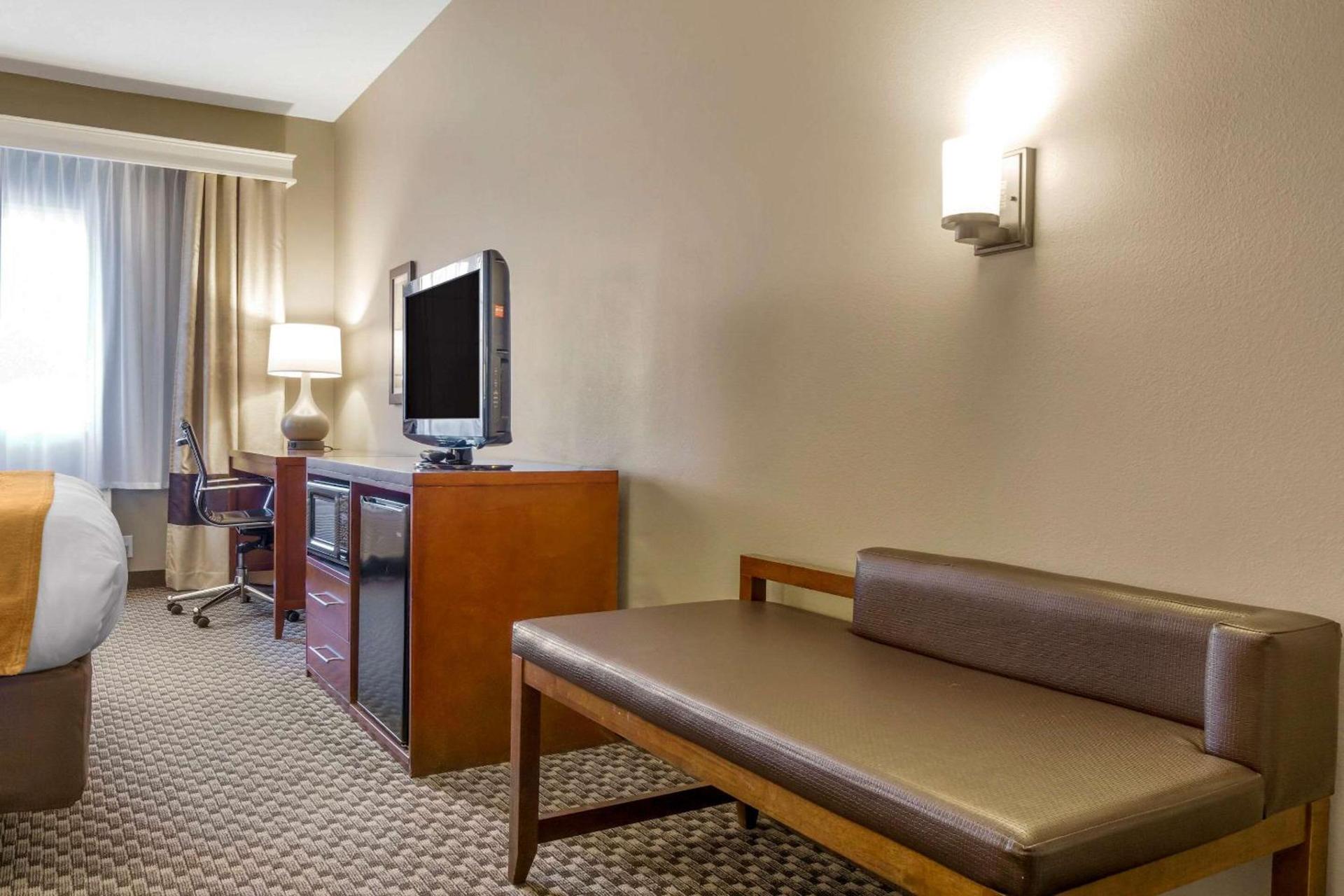 Comfort Inn Auburn - Seattle photo 10