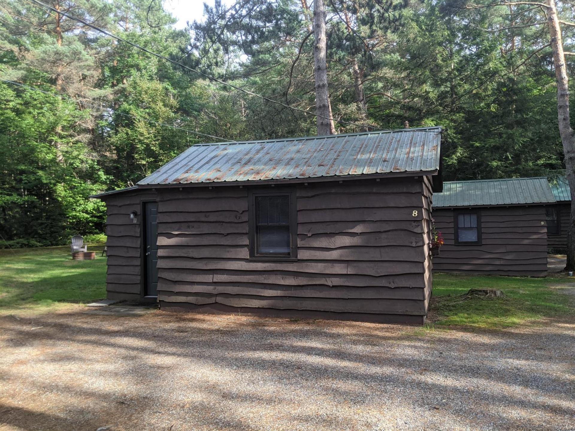 Moreno's Adirondack Cabins photo 16