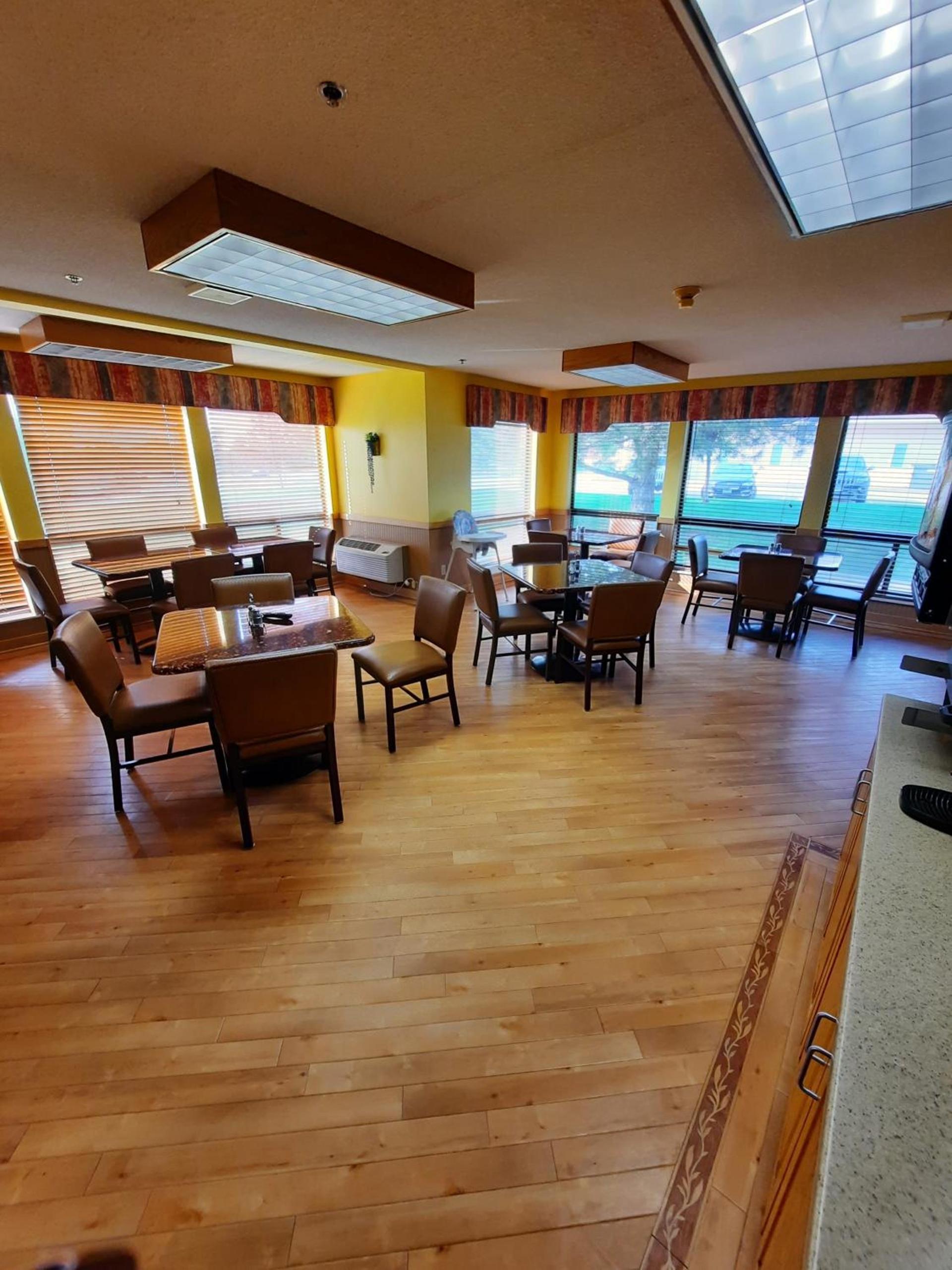 Horse Creek Inn photo 45