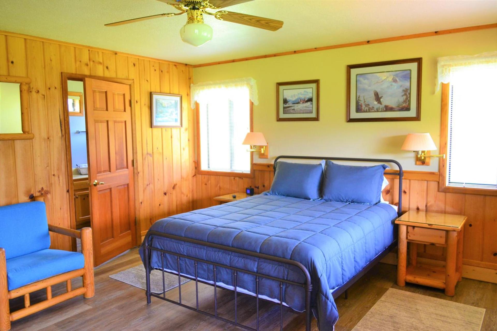 Twin Peaks Guest Ranch photo 28