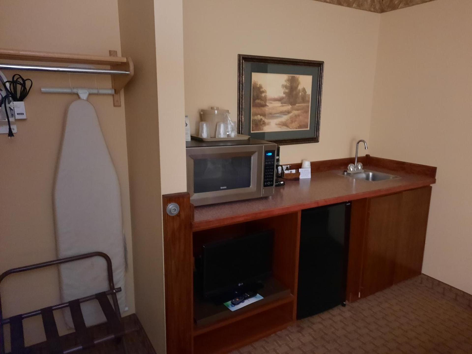 Horse Creek Inn photo 47