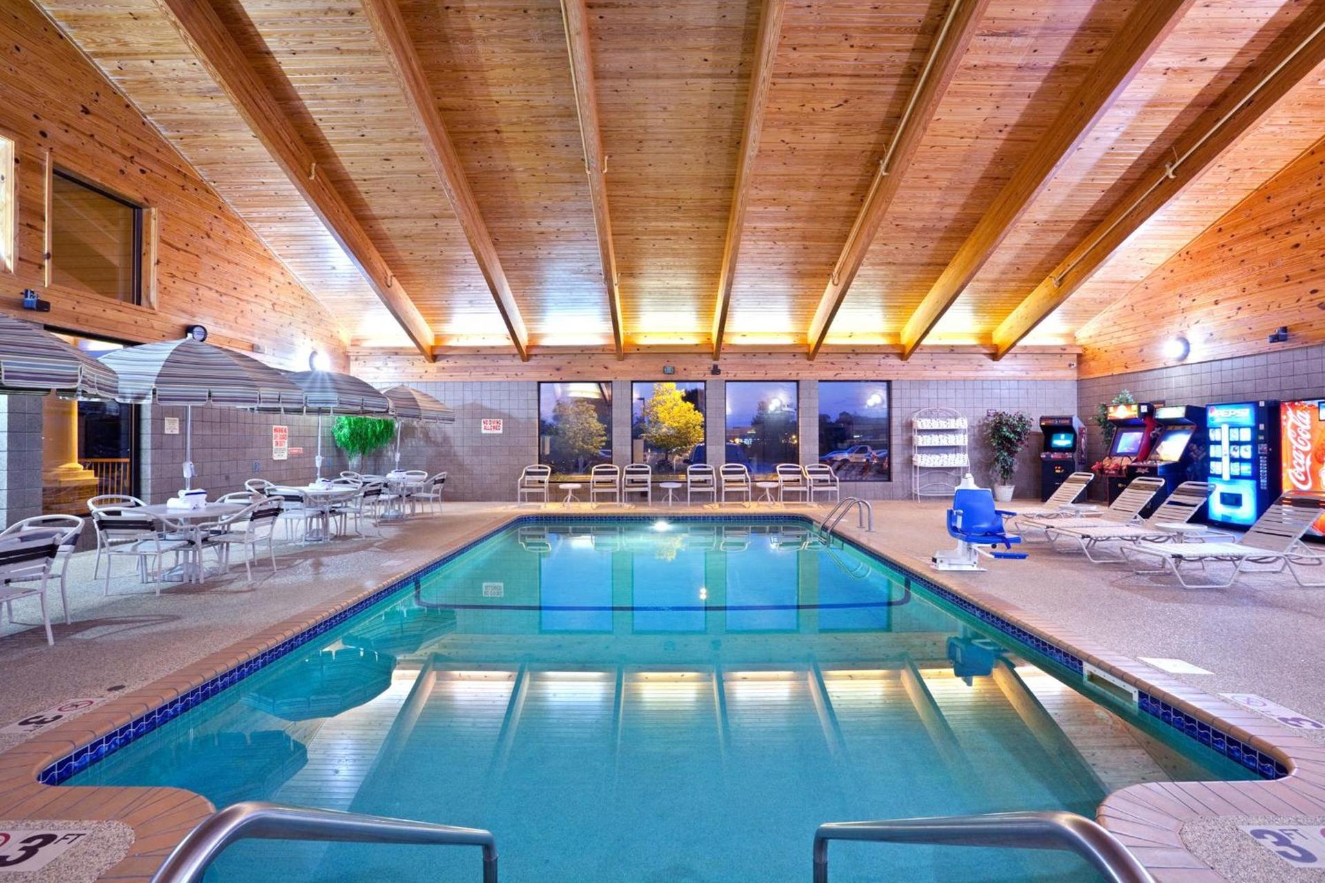 AmericInn by Wyndham Chanhassen photo 21