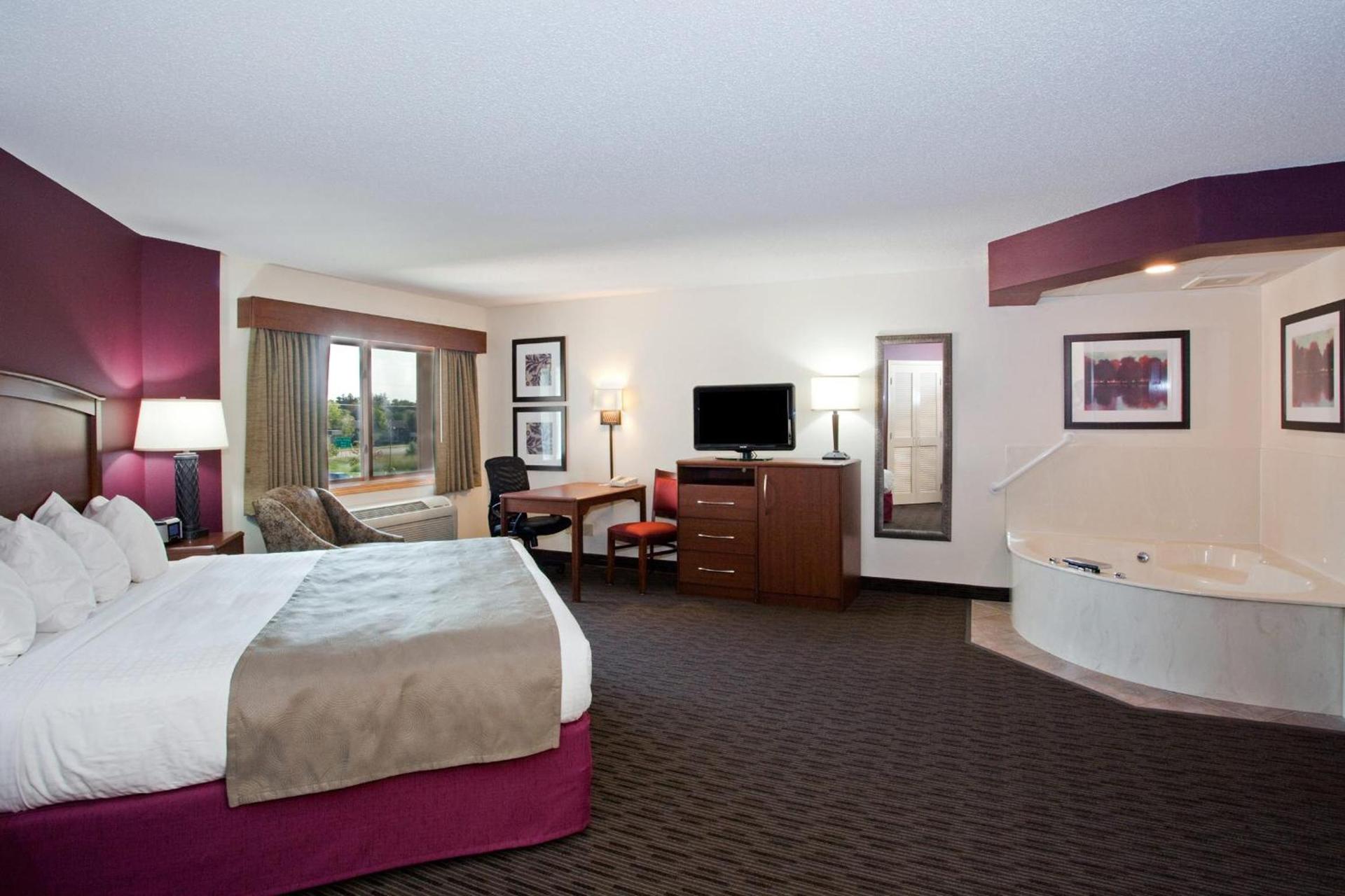 AmericInn by Wyndham Chanhassen photo 41