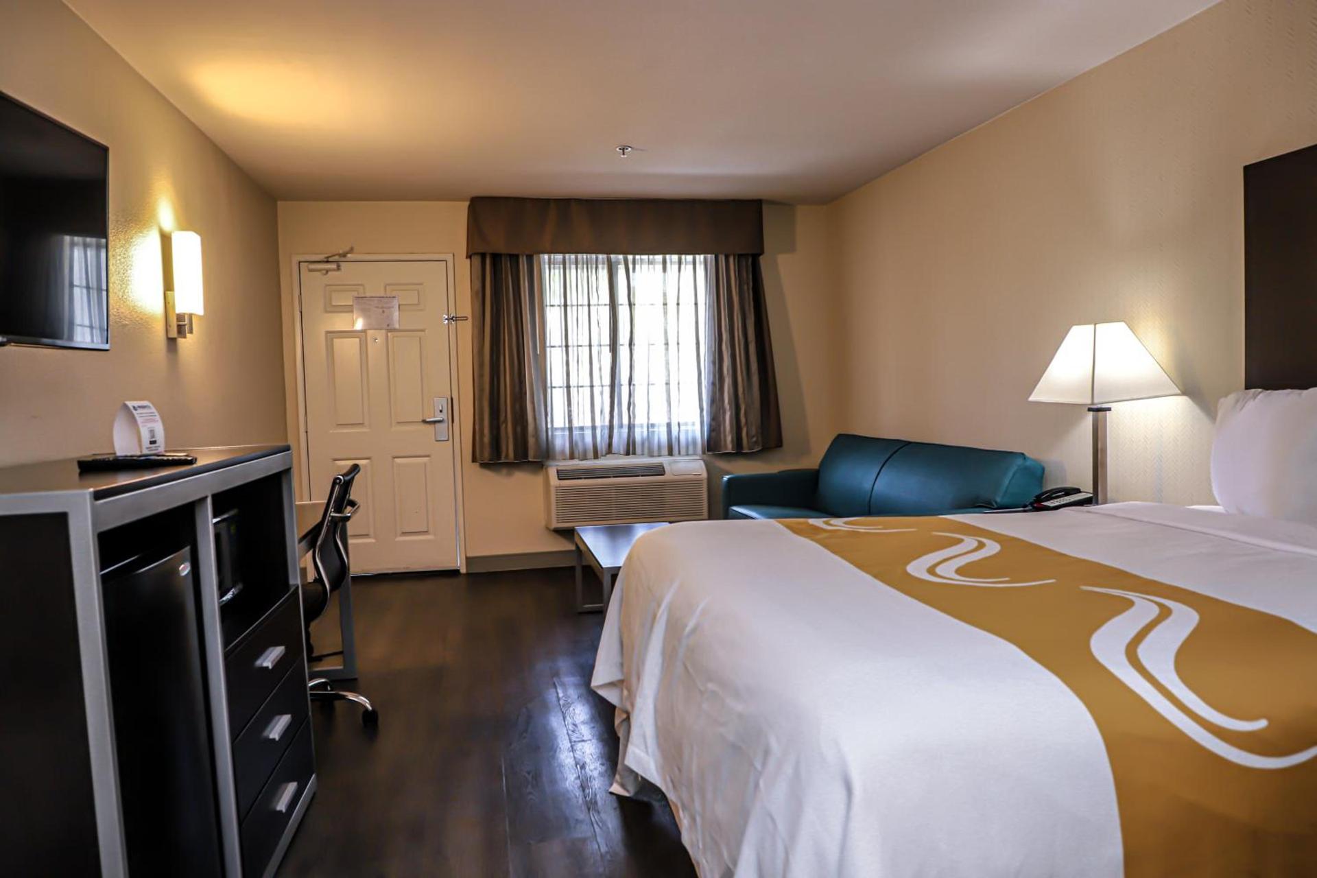 Quality Inn & Suites Camarillo-Oxnard photo 51