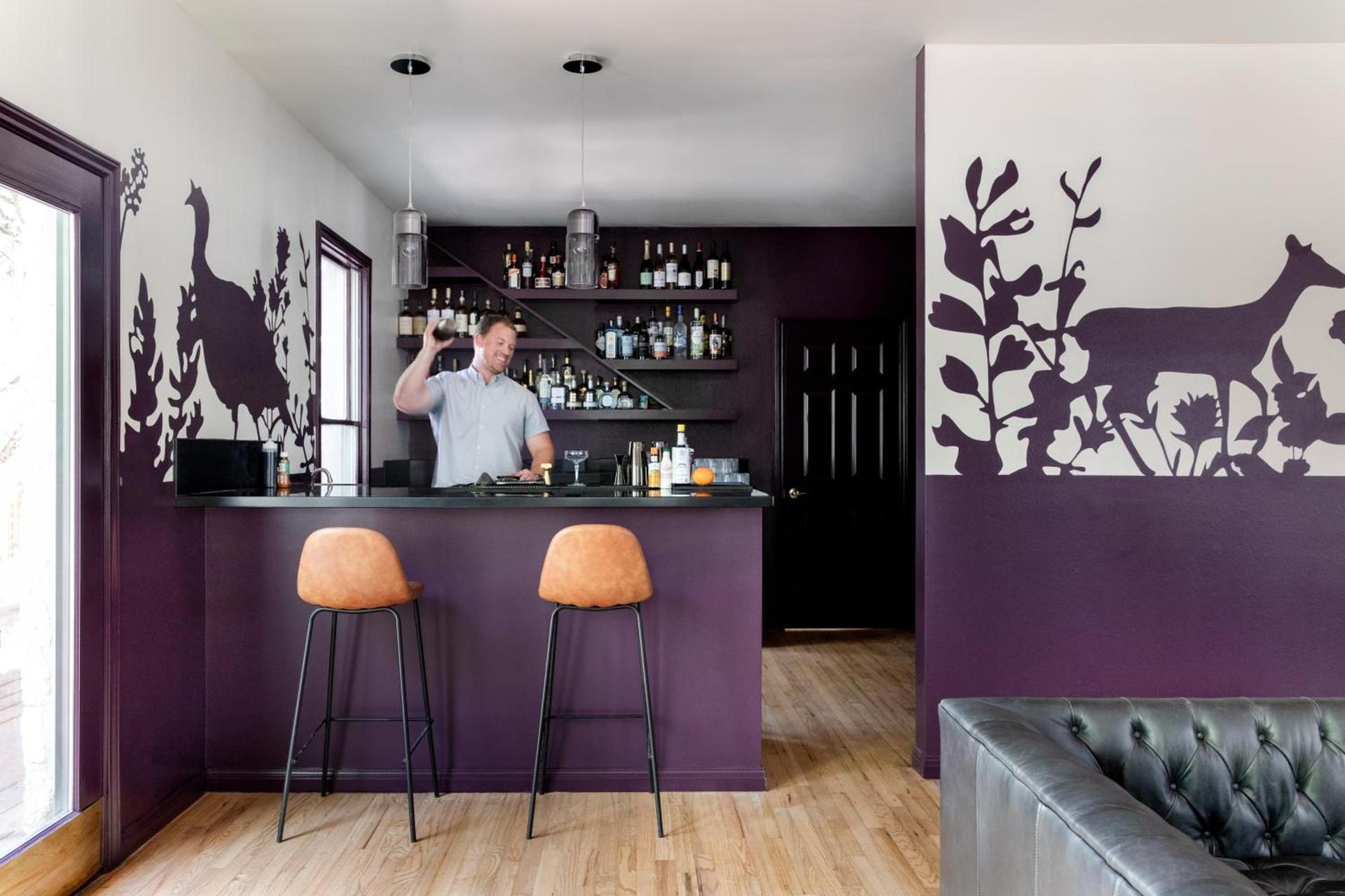 Wimberley Inn & bar photo 32