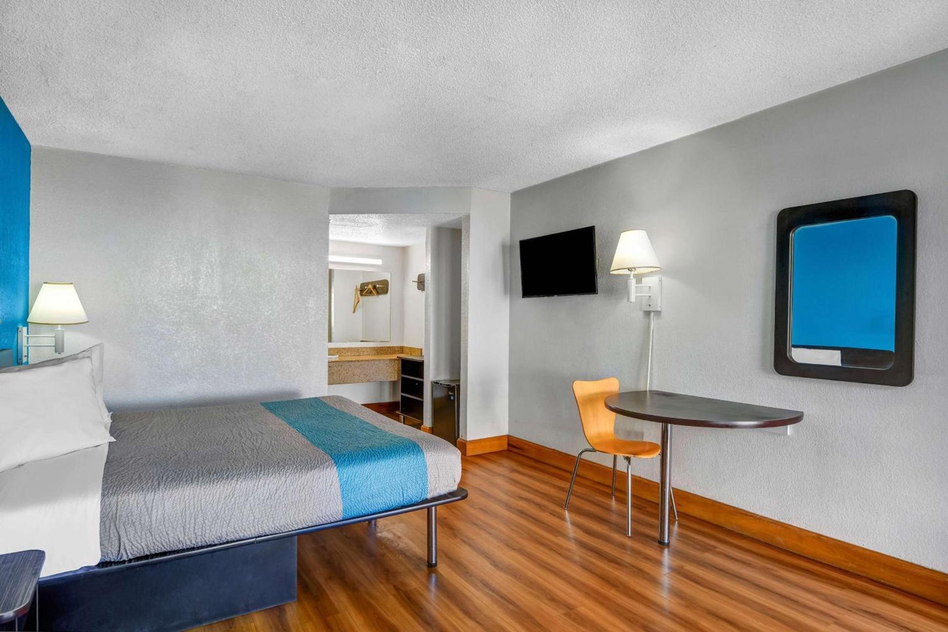 Motel 6-Atlanta, GA photo 7