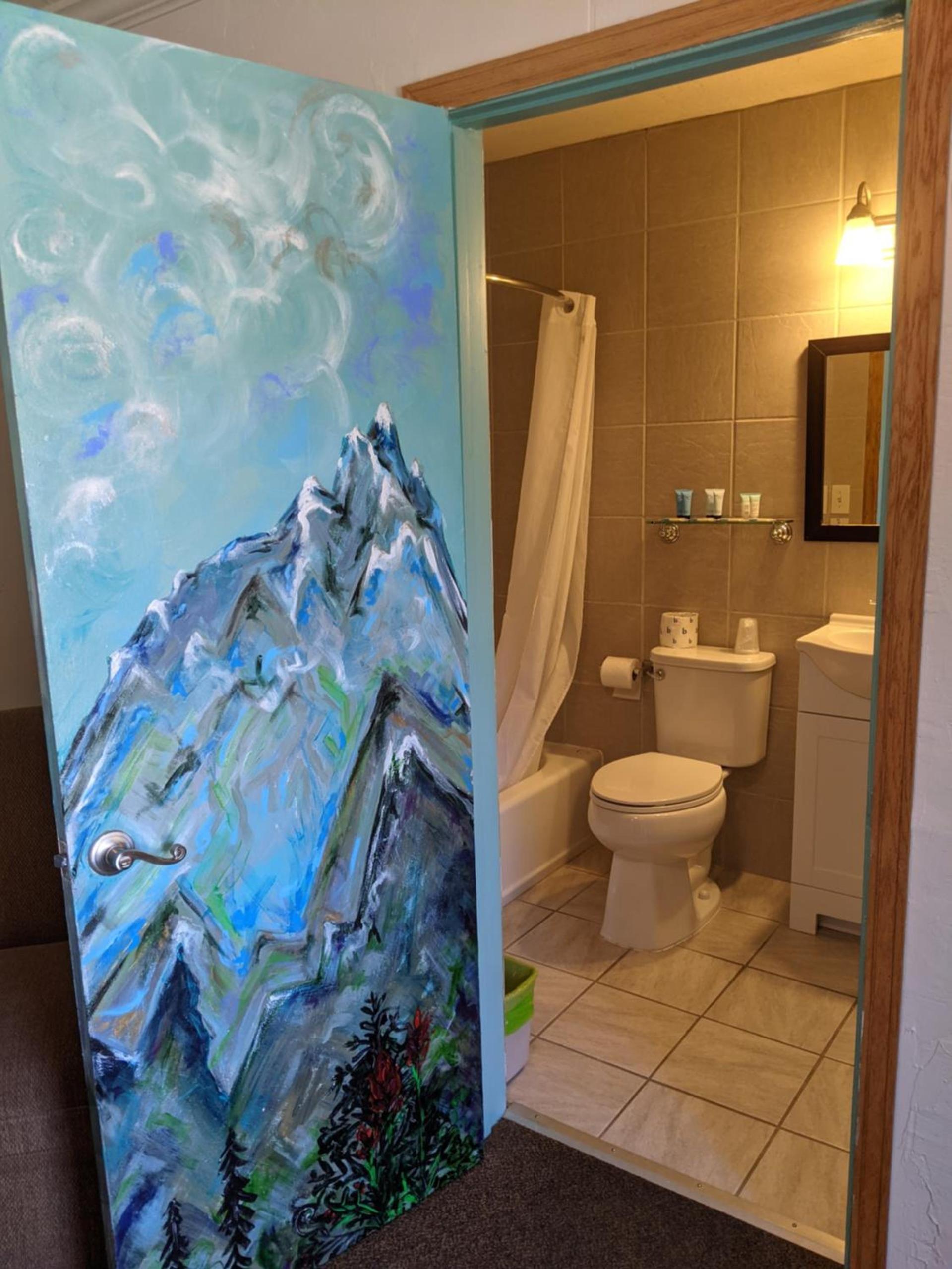 Sundance Motel photo 9