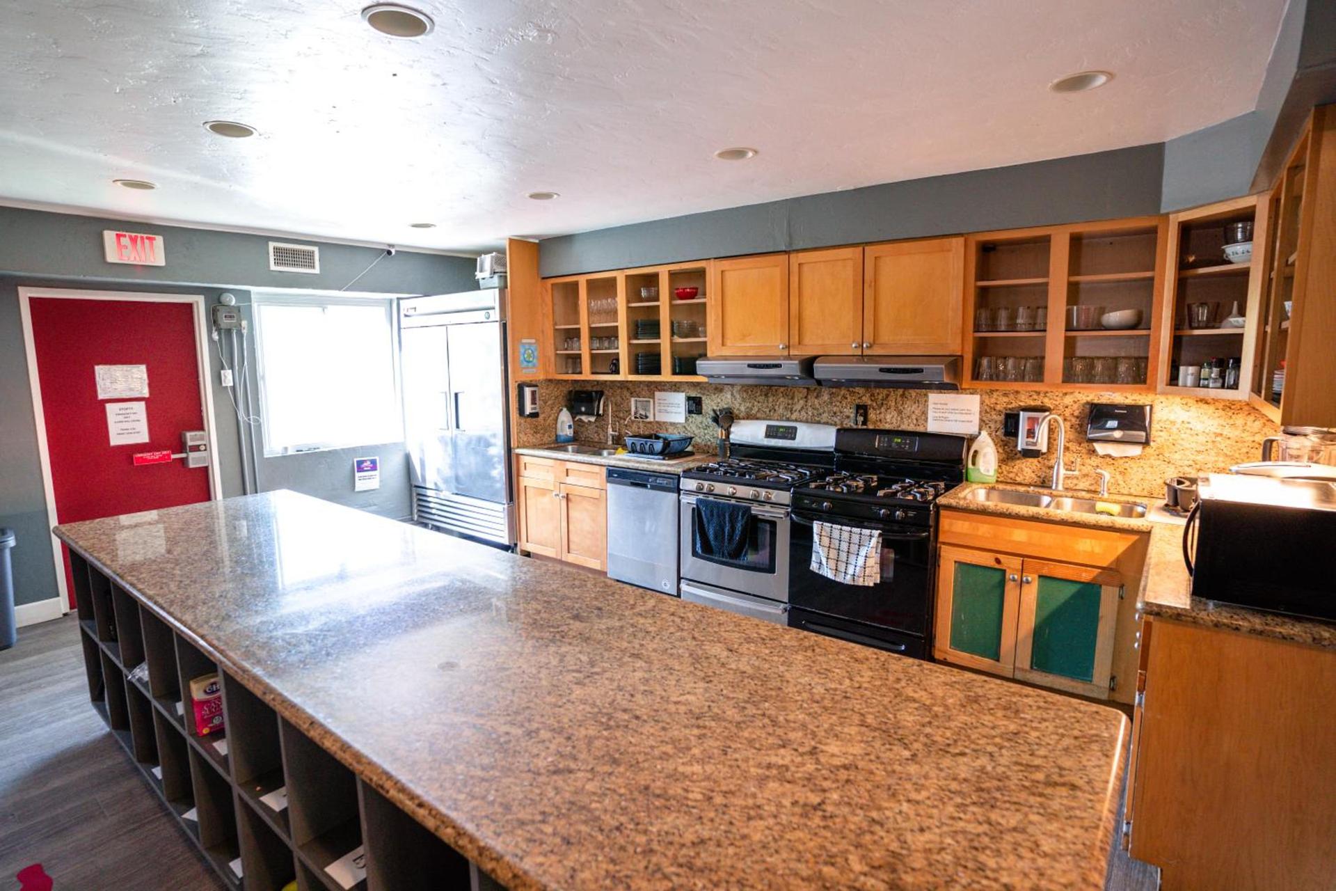 California Dreams Hostel - Ocean Beach photo 6