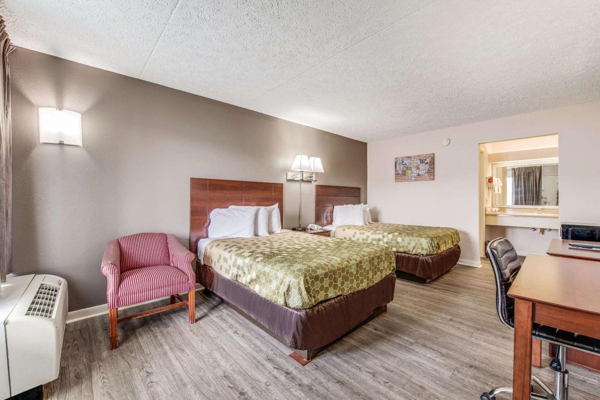 Econo Lodge Eden photo 20