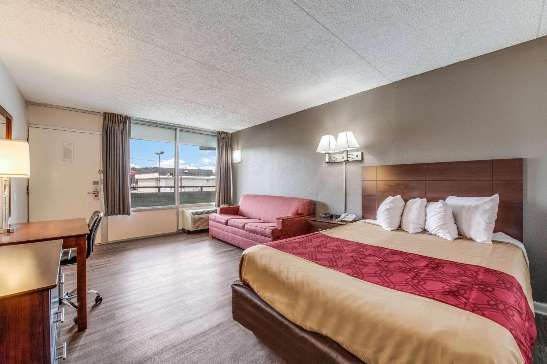 Econo Lodge Eden photo 21