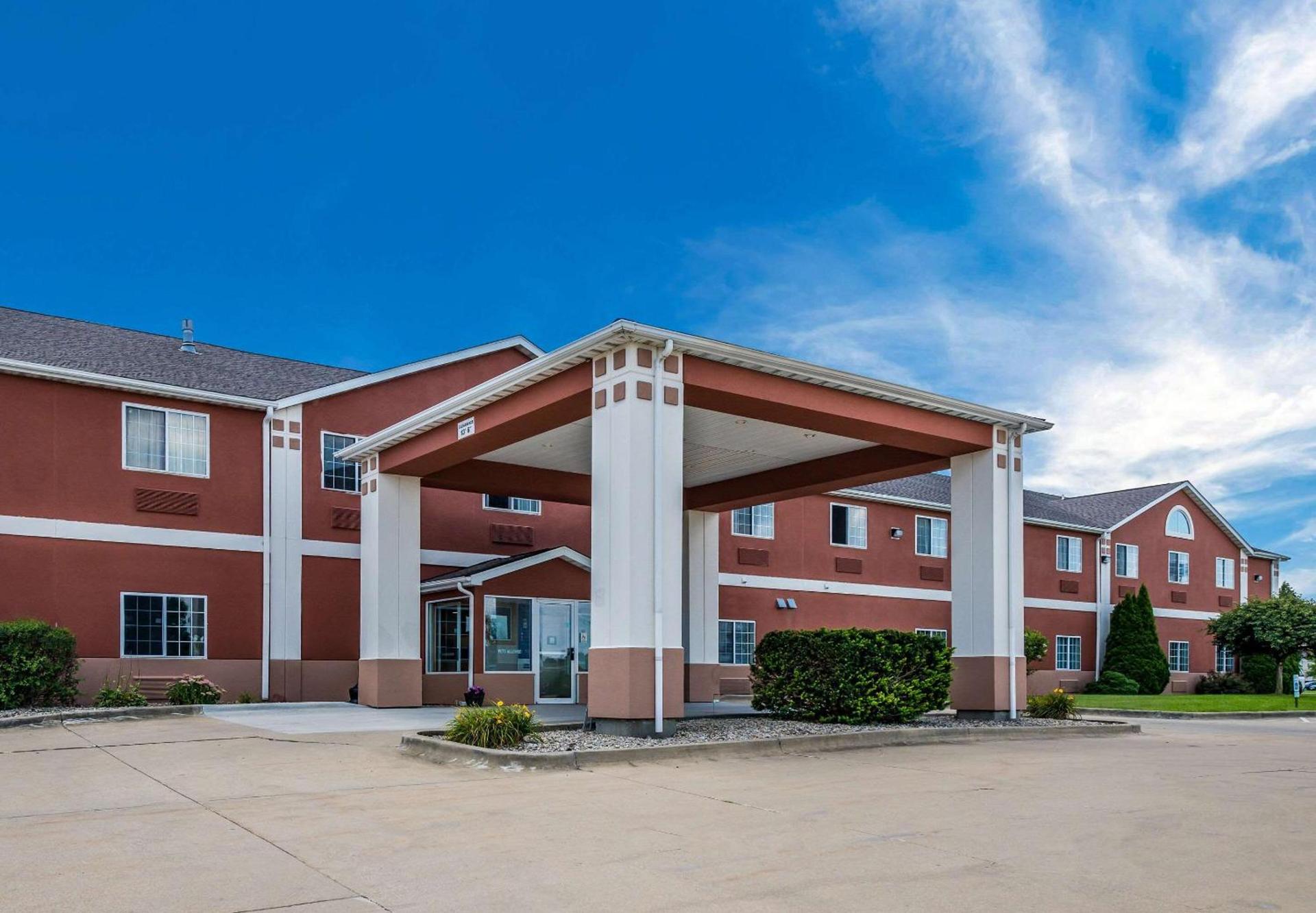 Rodeway Inn Urbana Champaign University Area — hotel in Champaign