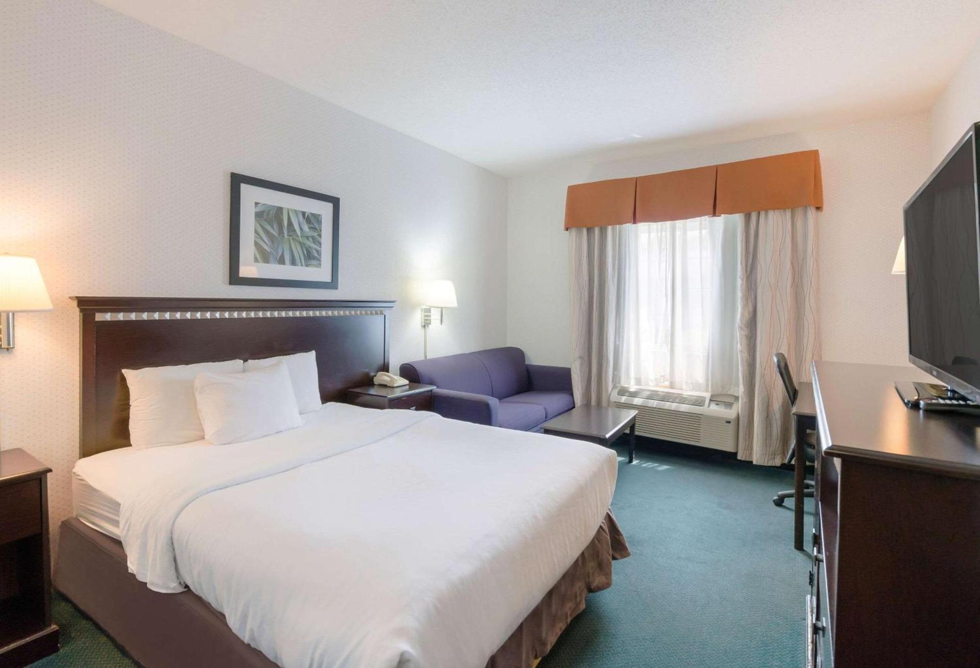 Rodeway Inn Urbana Champaign University Area photo 8