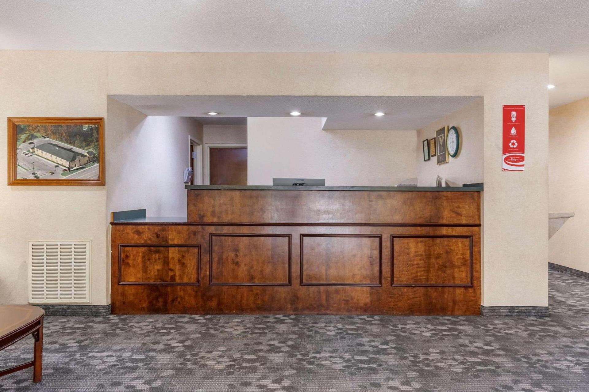 Econo Lodge Saint Stephen photo 6