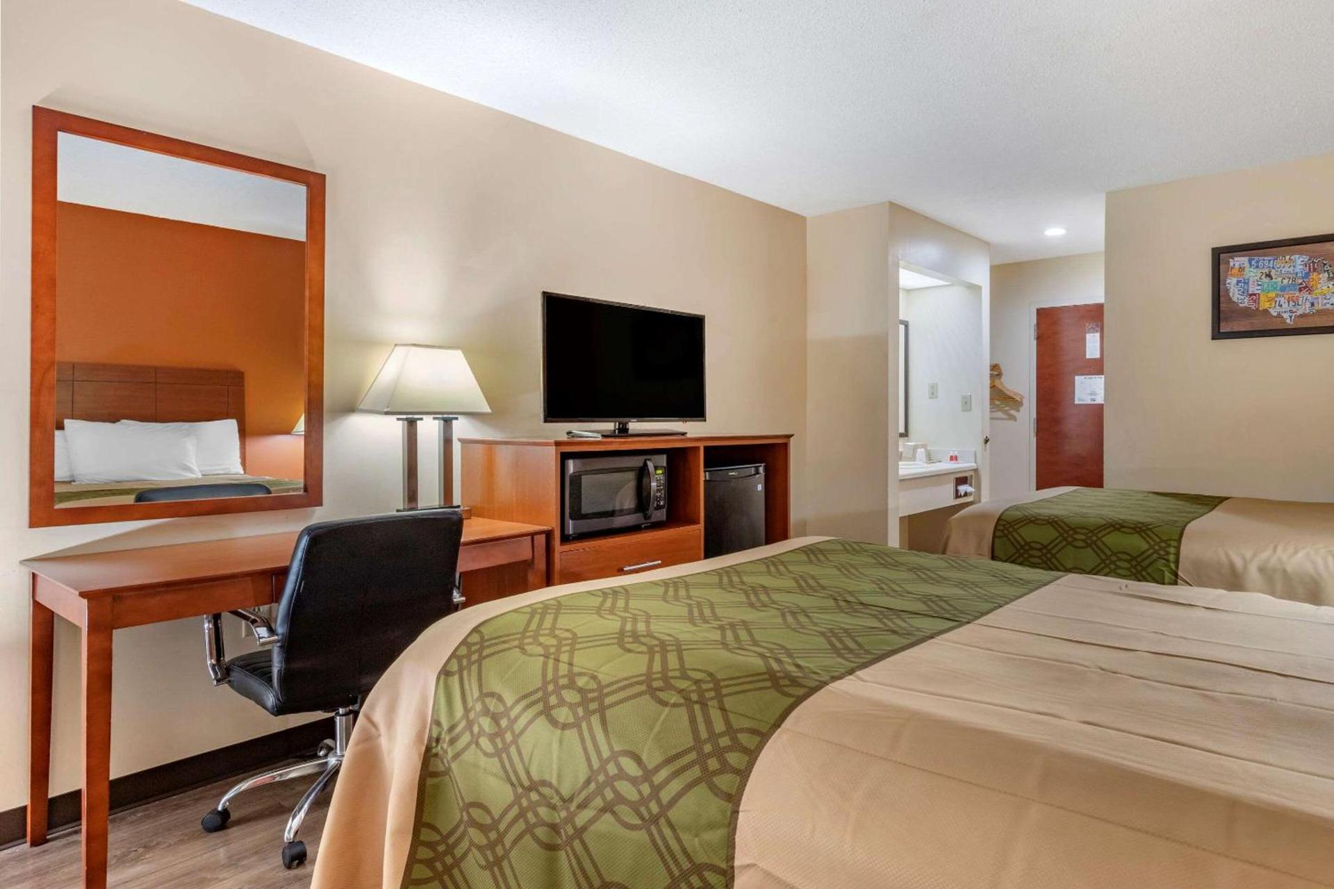 Econo Lodge Saint Stephen photo 17