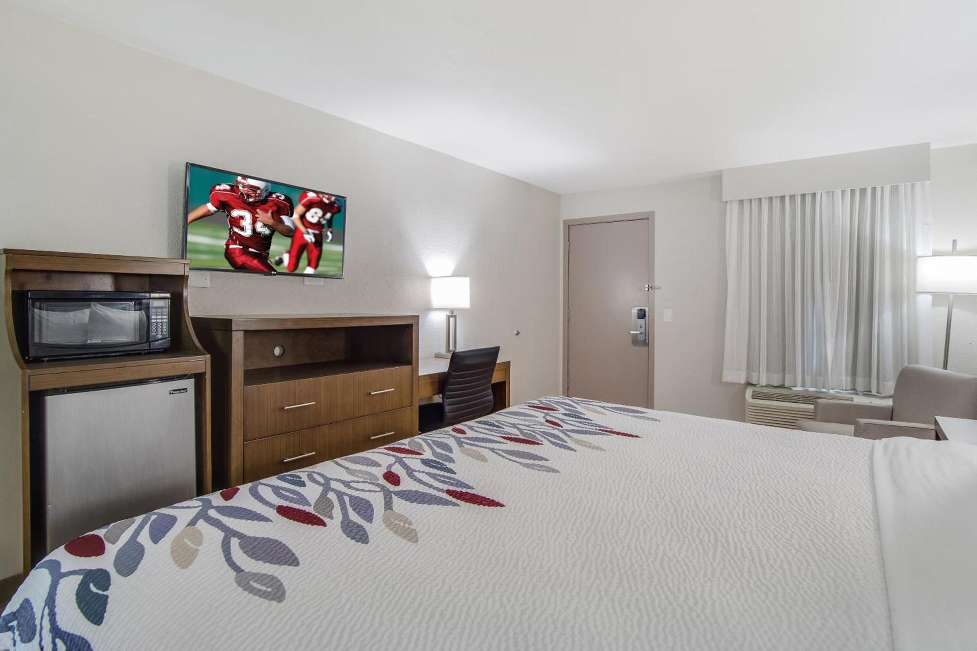 Red Roof Inn St George, SC photo 22