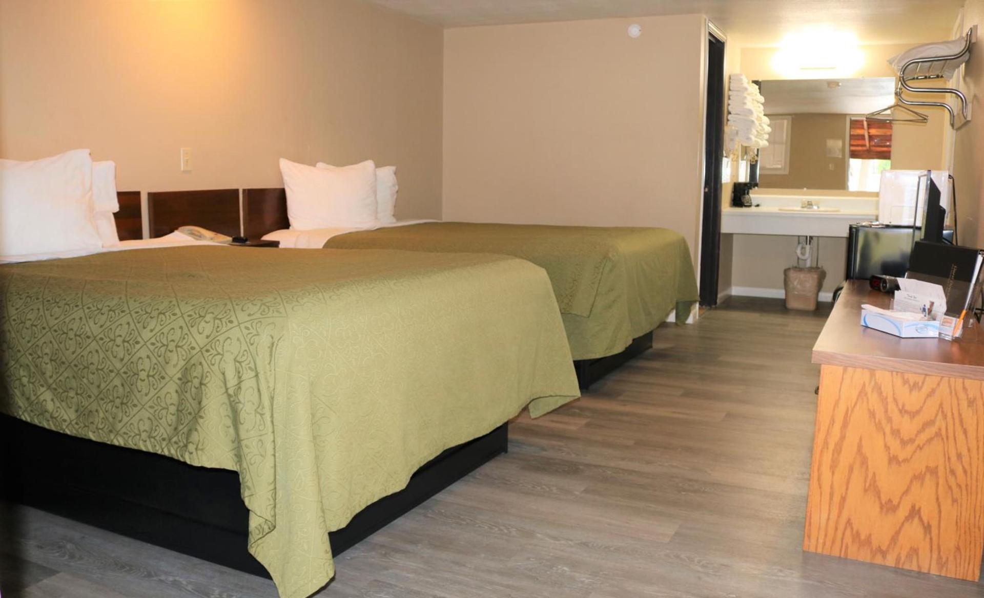 Ranch Motel photo 9