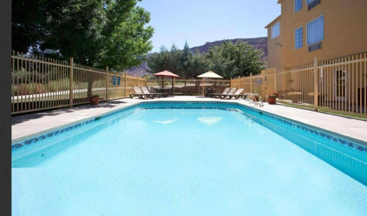 La Quinta by Wyndham Moab photo 8