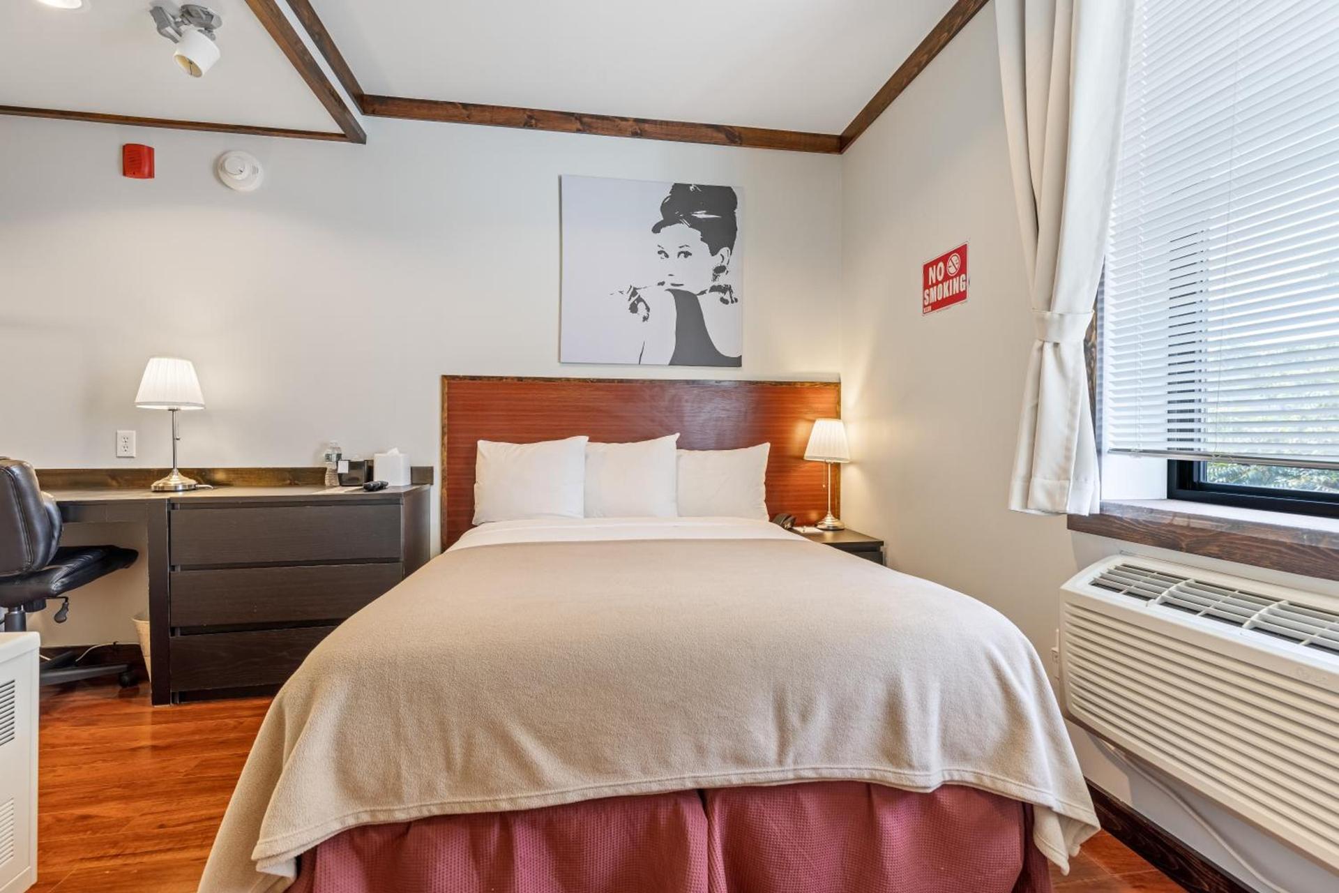 LIC Hotel photo 2