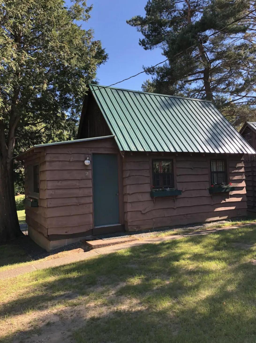 Moreno's Adirondack Cabins photo 33