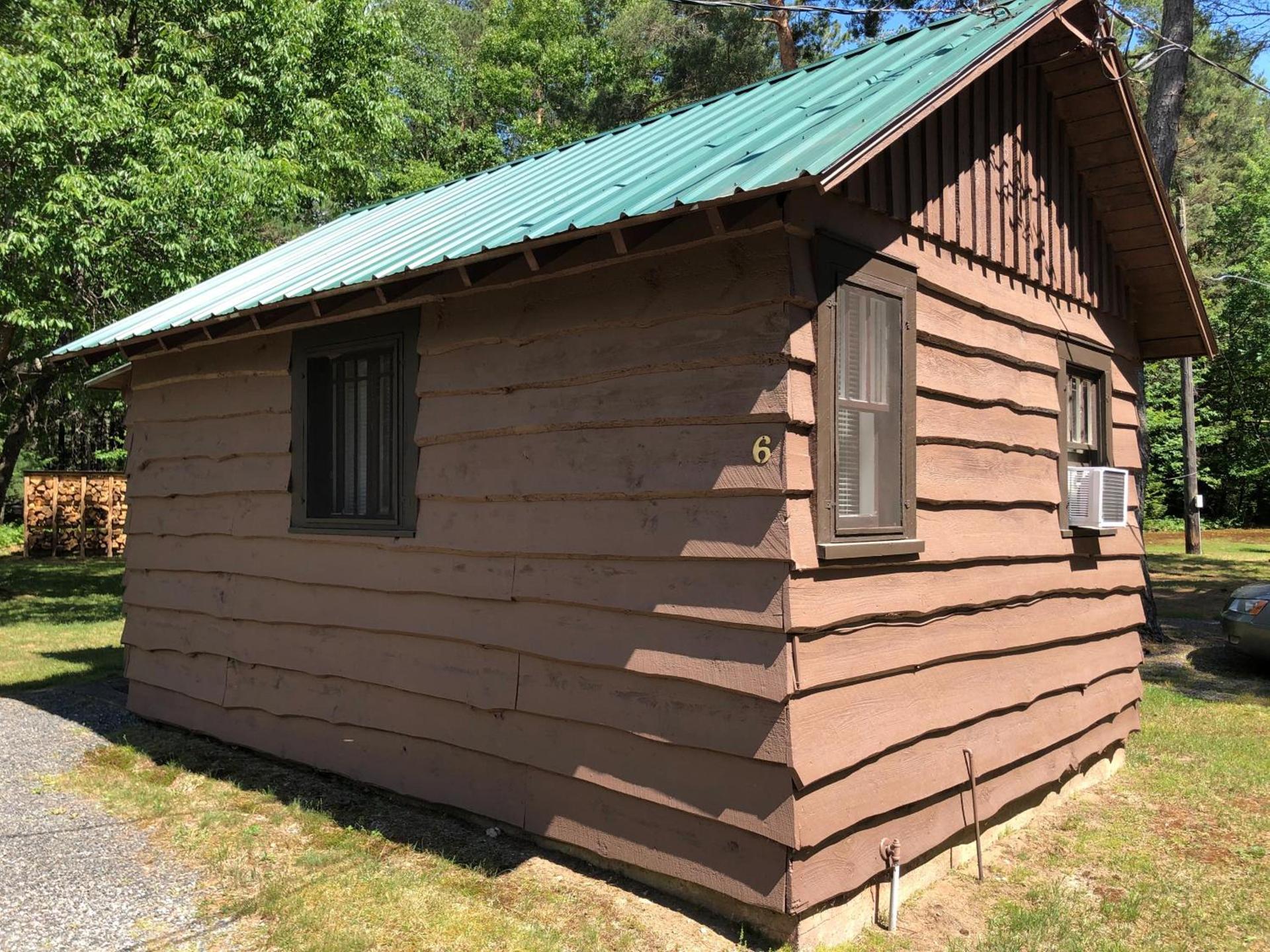 Moreno's Adirondack Cabins photo 40