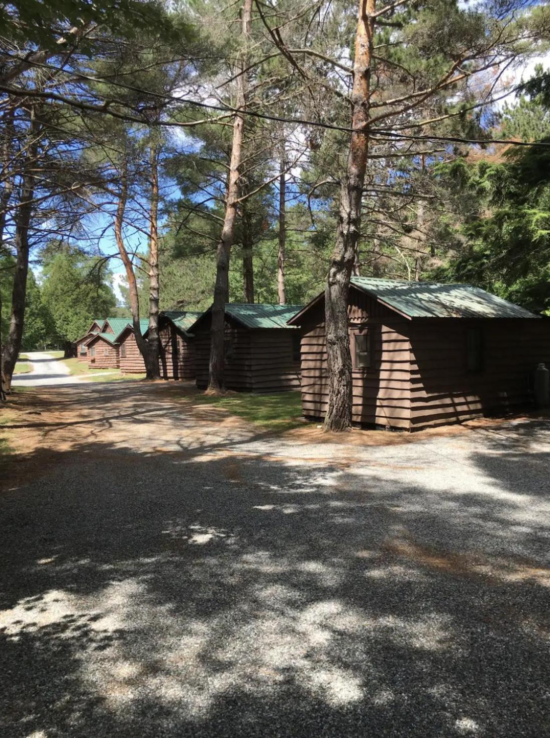 Moreno's Adirondack Cabins photo 52