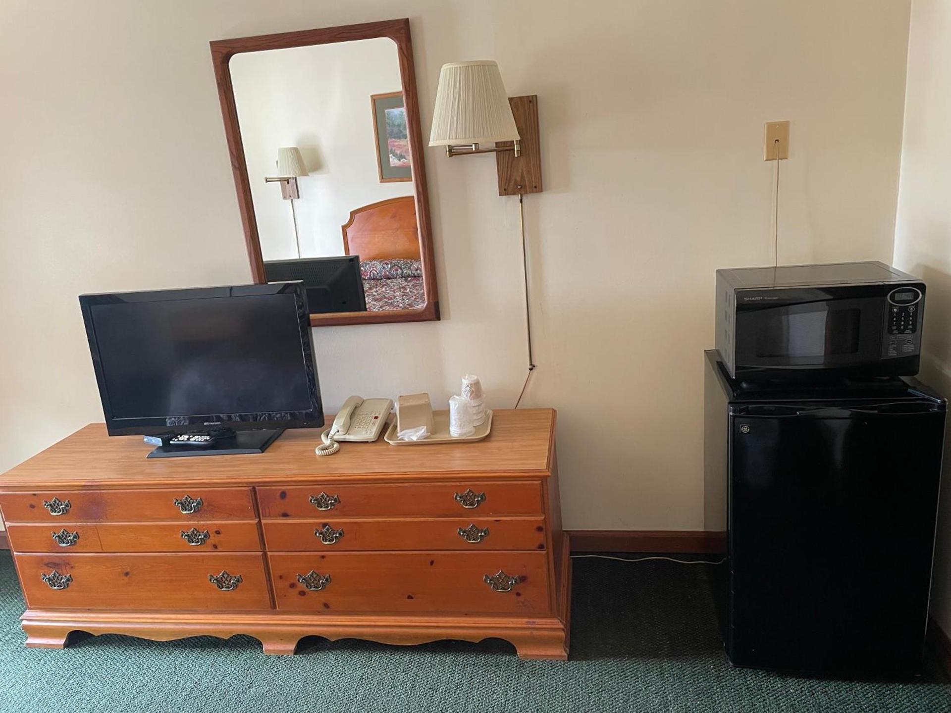 PINE VALLEY MOTEL photo 61