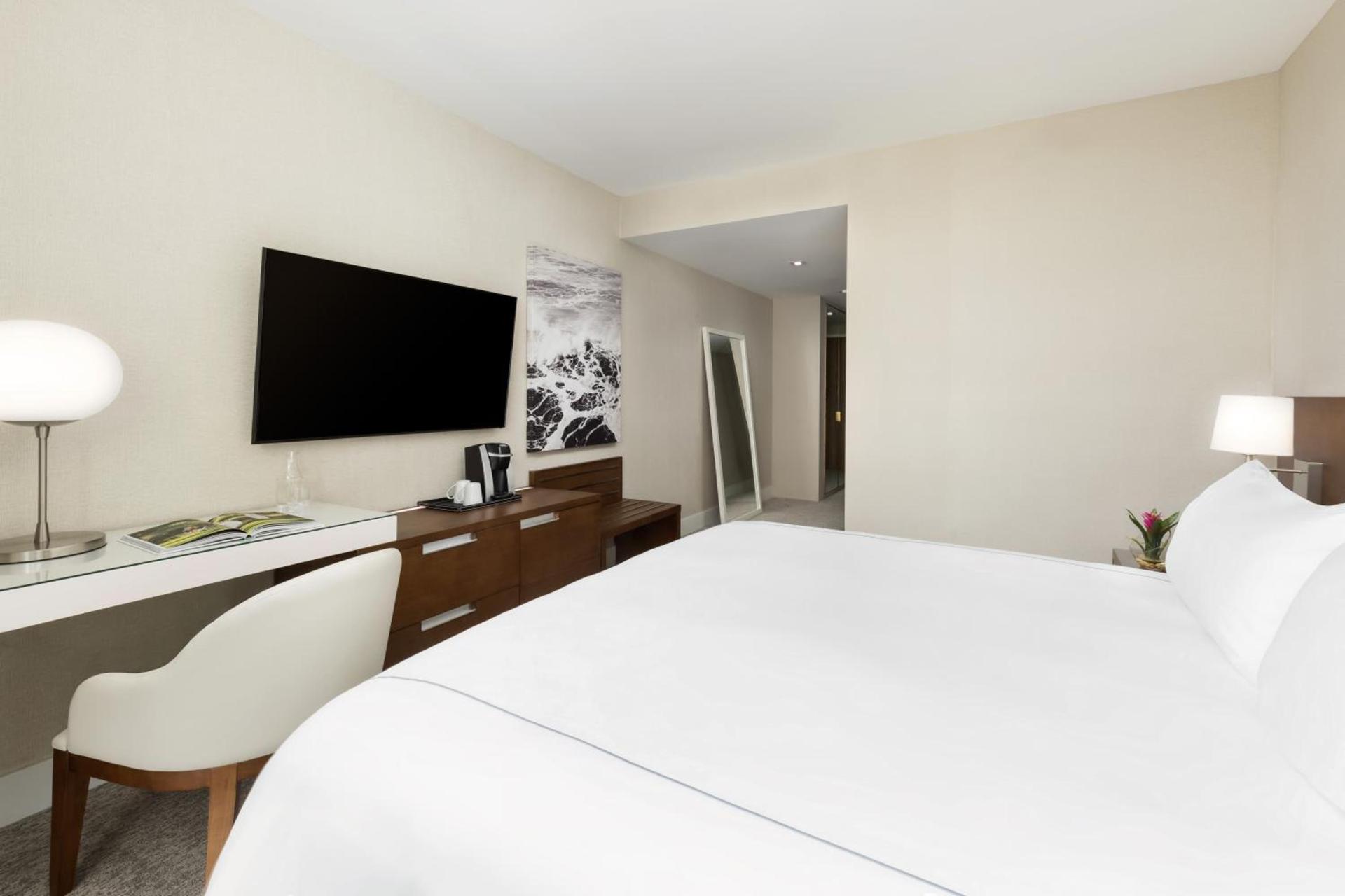 The Altair Bay Harbor Hotel photo 20
