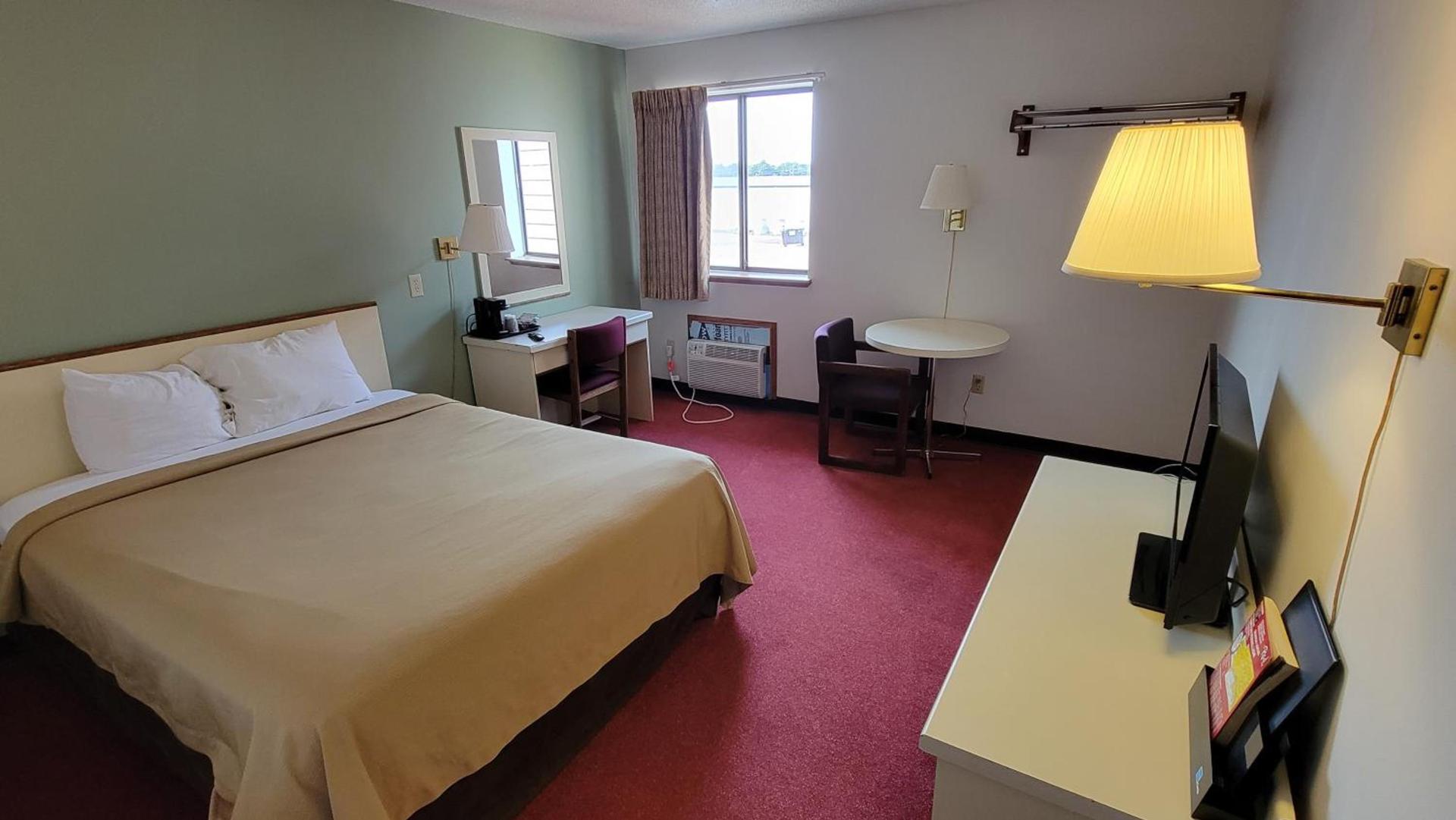 Wagner Lakeside Motel photo 4