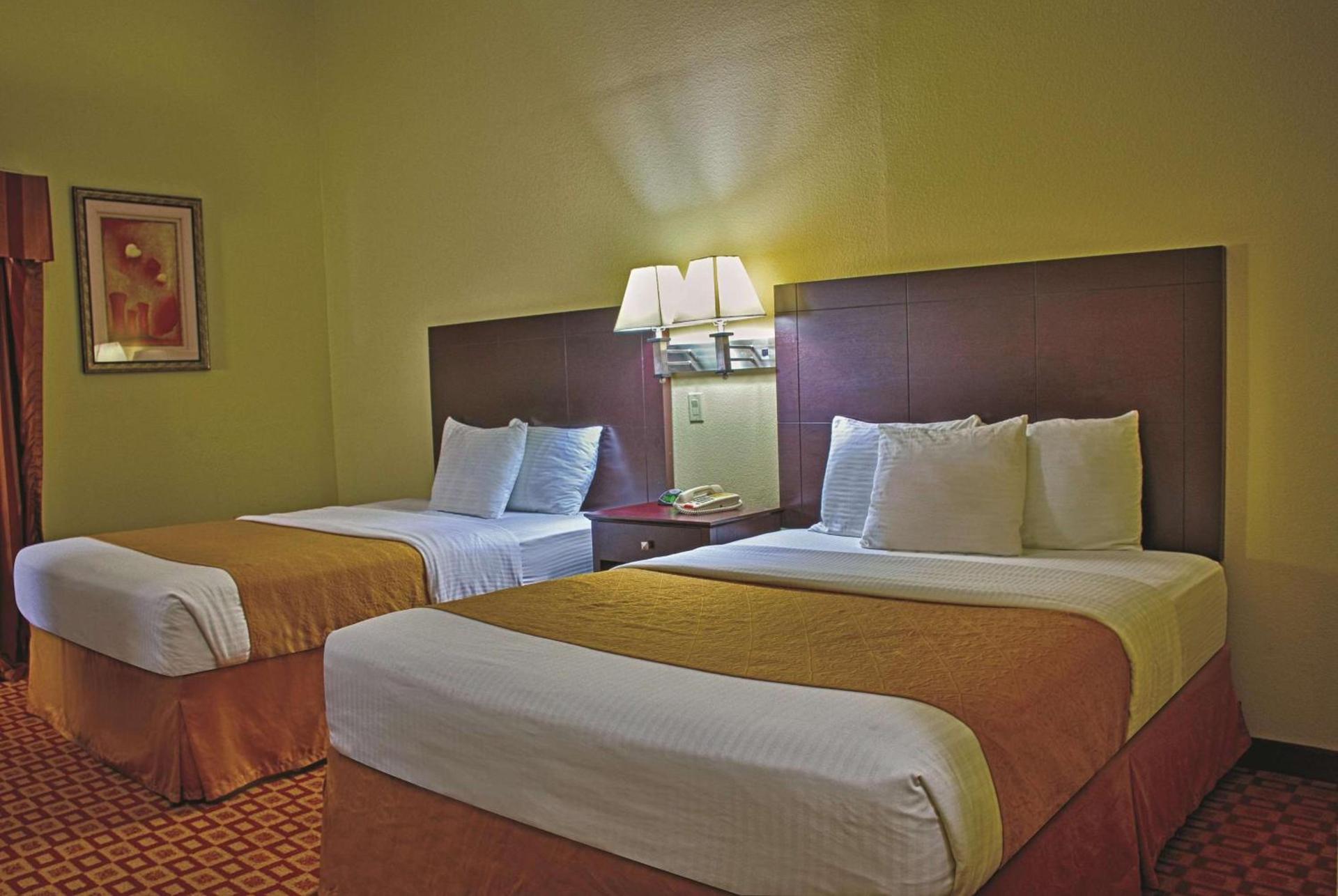La Quinta by Wyndham Alice photo 13