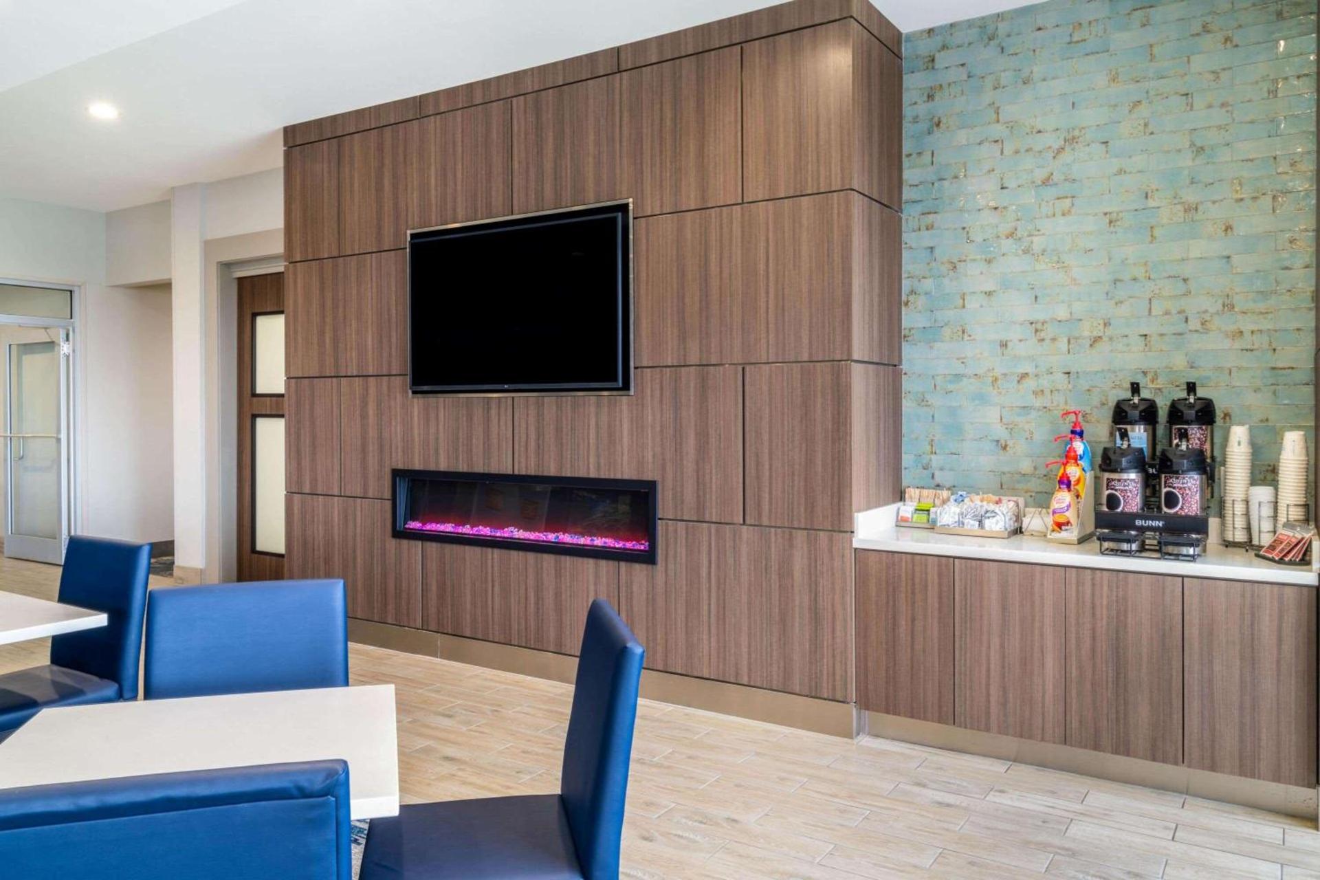 La Quinta Inn & Suites by Wyndham Tifton photo 5