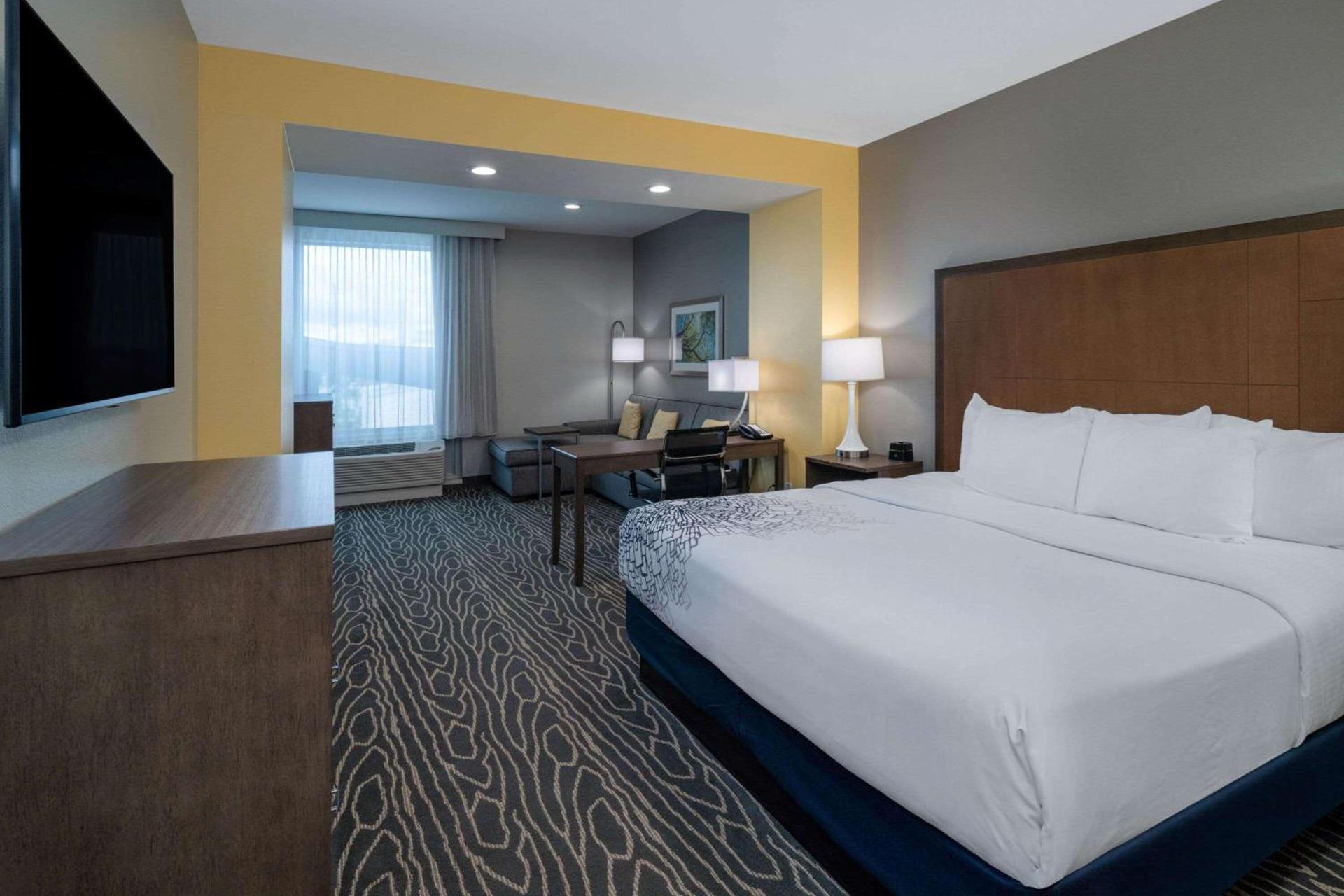 La Quinta Inn & Suites by Wyndham Tifton photo 24
