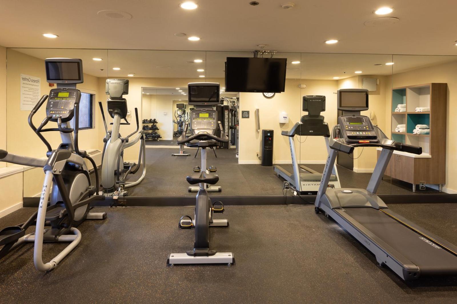 Holiday Inn Santa Ana-Orange Co Arpt by IHG photo 45