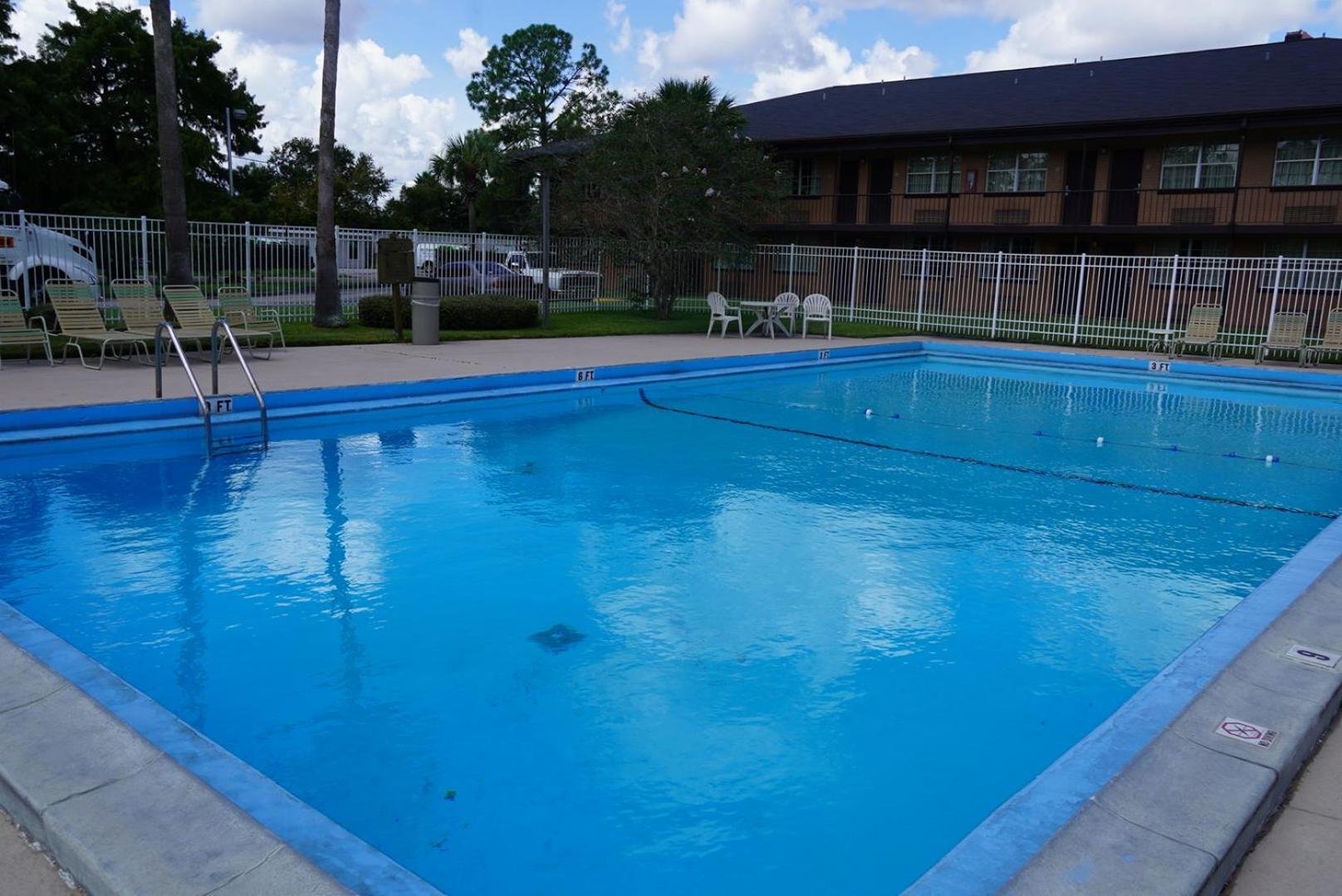 Econo Lodge Jacksonville South photo 20