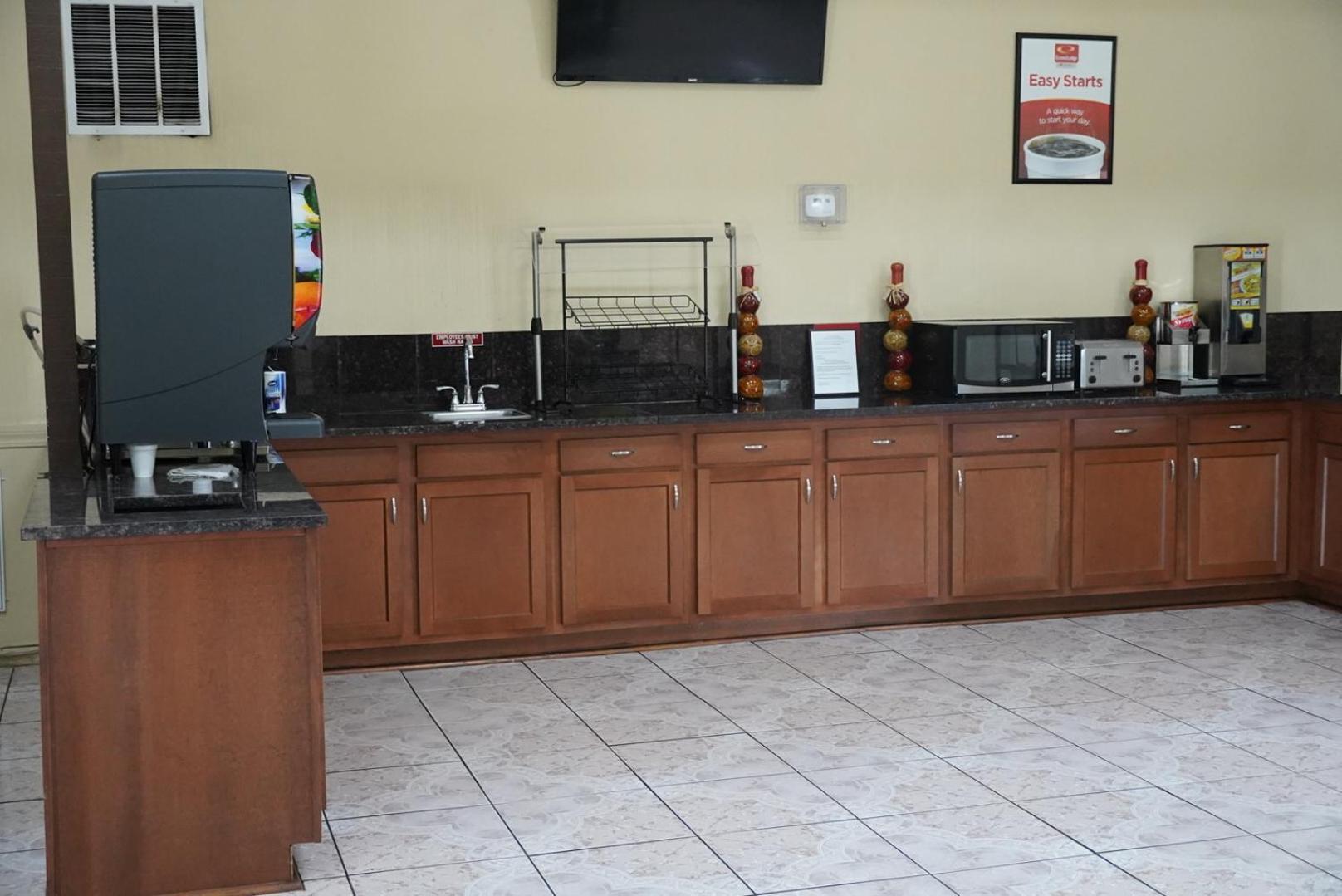Econo Lodge Jacksonville South photo 19